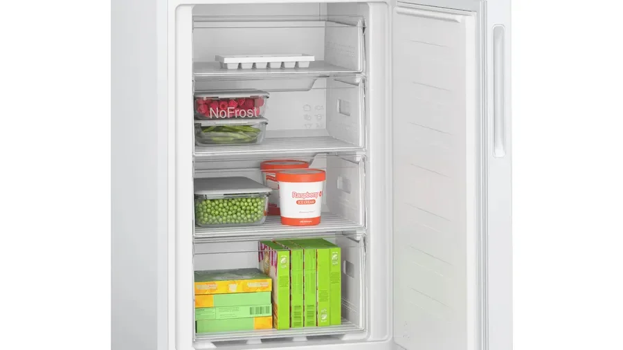 Bosch Series 2 Fridge Freezer - White | KGN27NWEAG