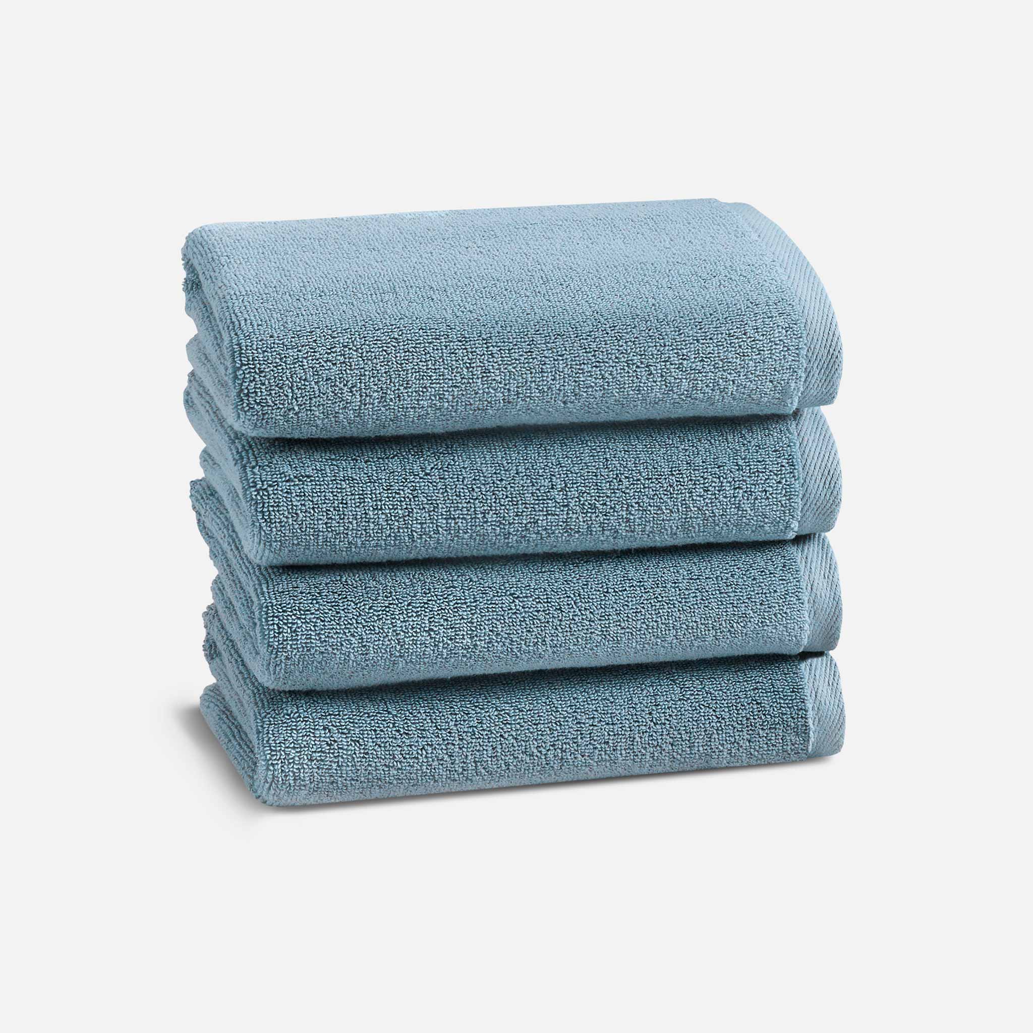 Plush 4-Piece Bath Towel Bundle