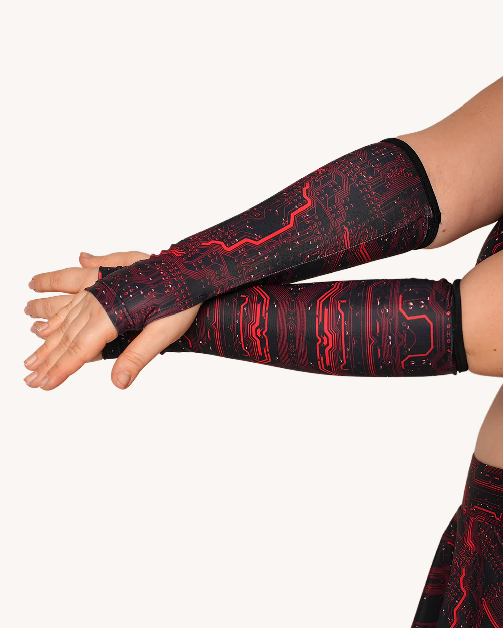 Infinite Matrix Top with Sleeves