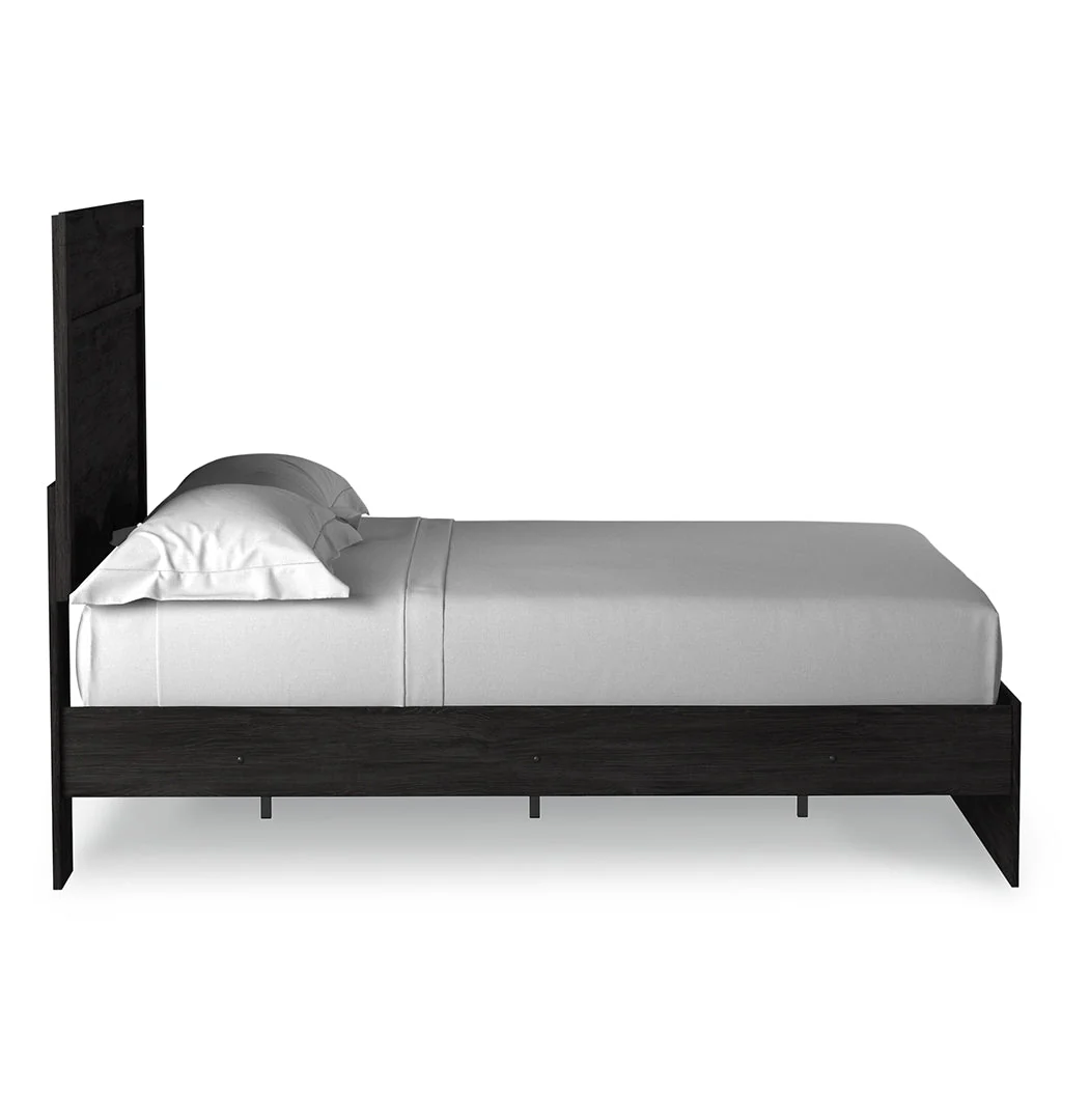Belachime Black Bedroom Set