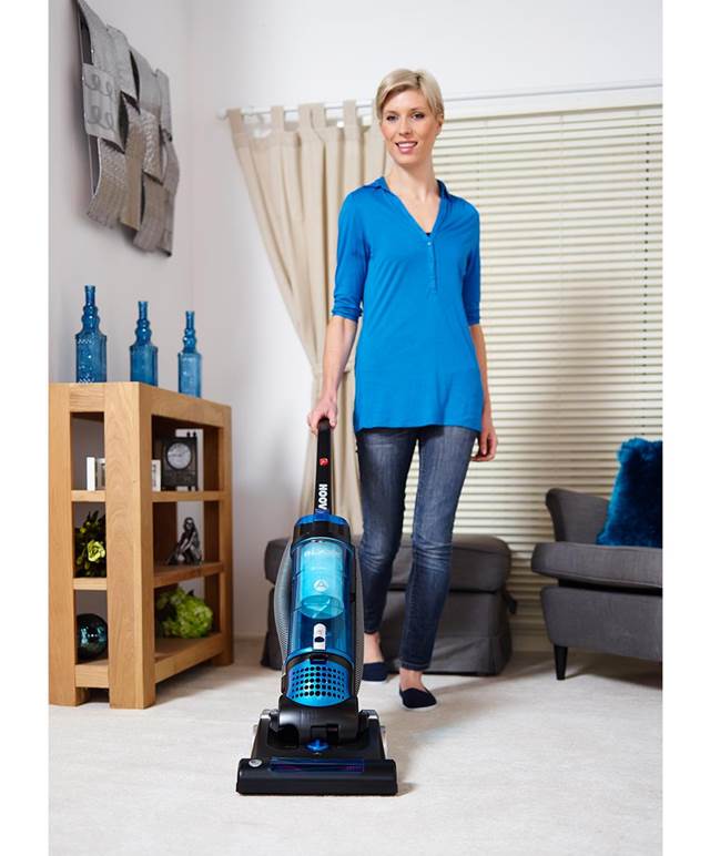 Hoover TH71BLAZE Upright Bagless Vacuum for 220 Volts and 50hz