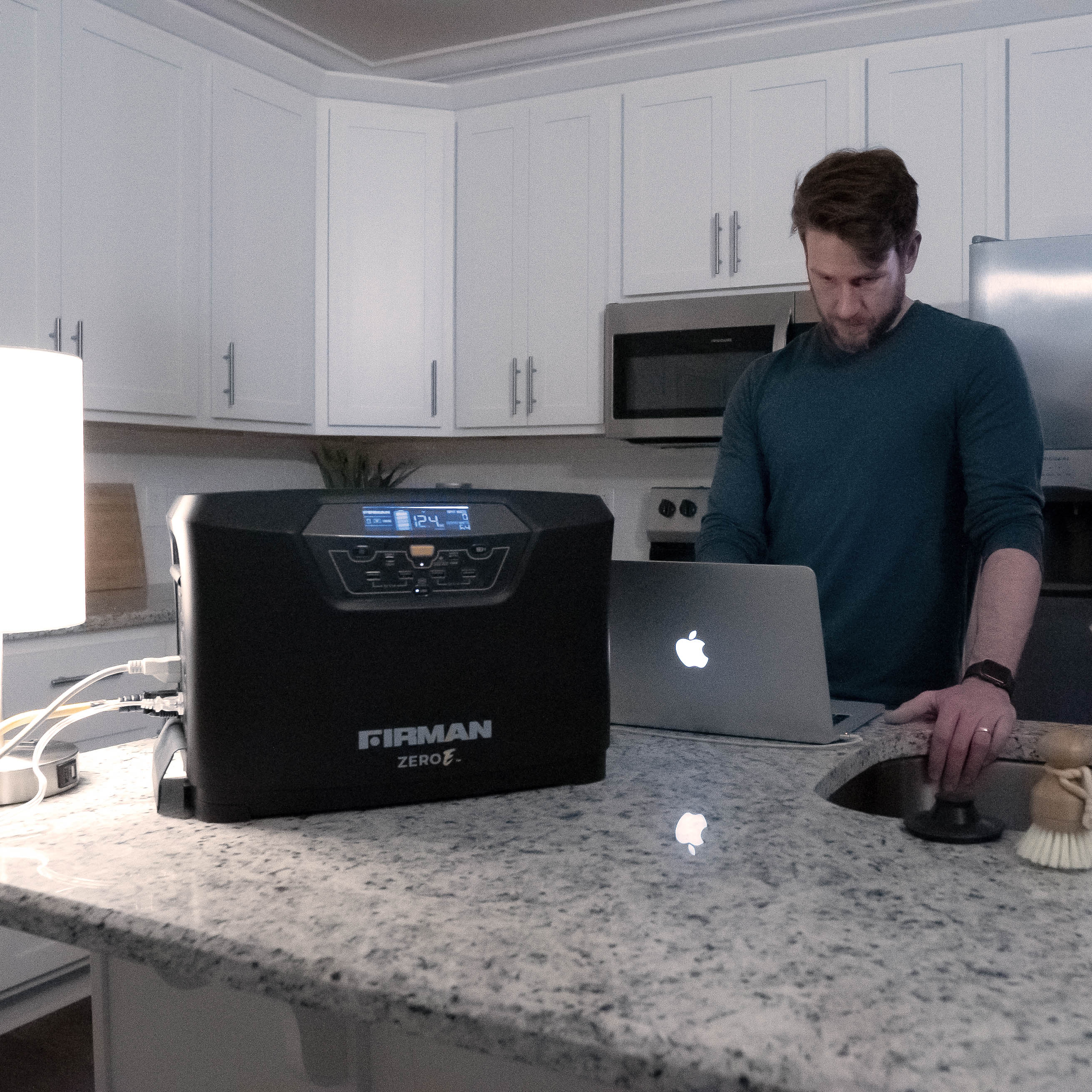 Zero E Portable Expandable Power Station