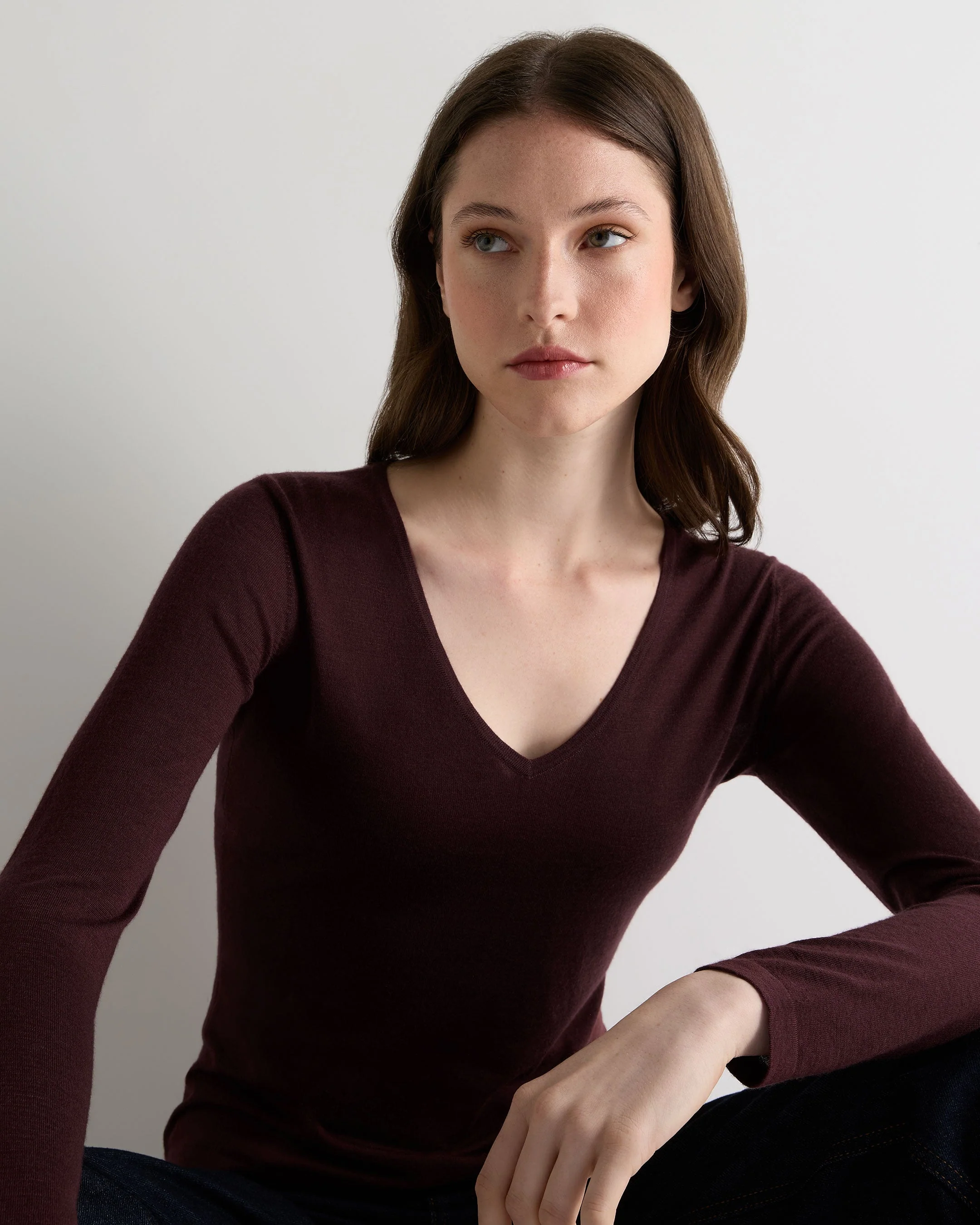 Women's Imogen Superfine Cashmere V Neck Sweater Claret Red