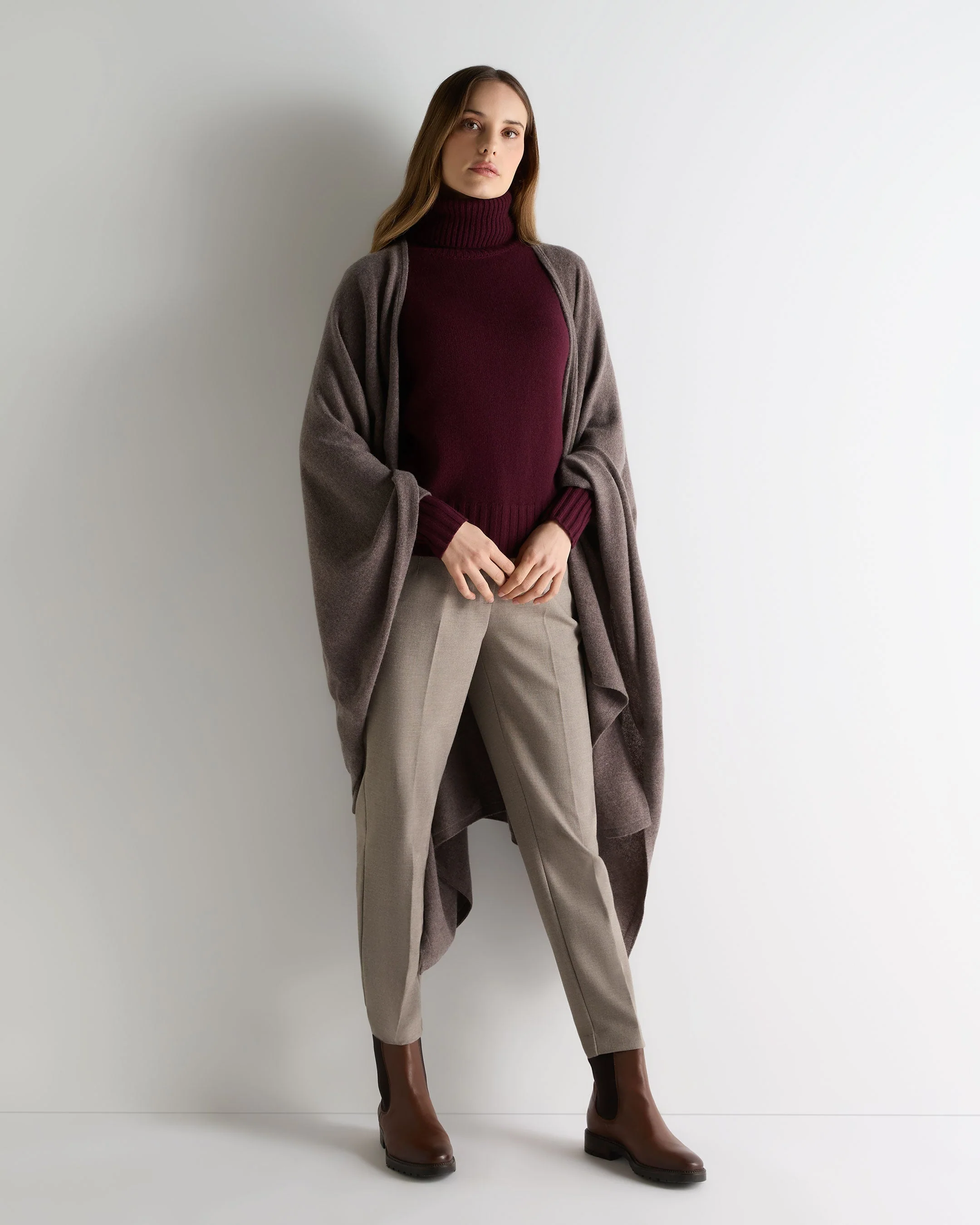 Women's Lily Lightweight Cashmere Cape Otter Brown