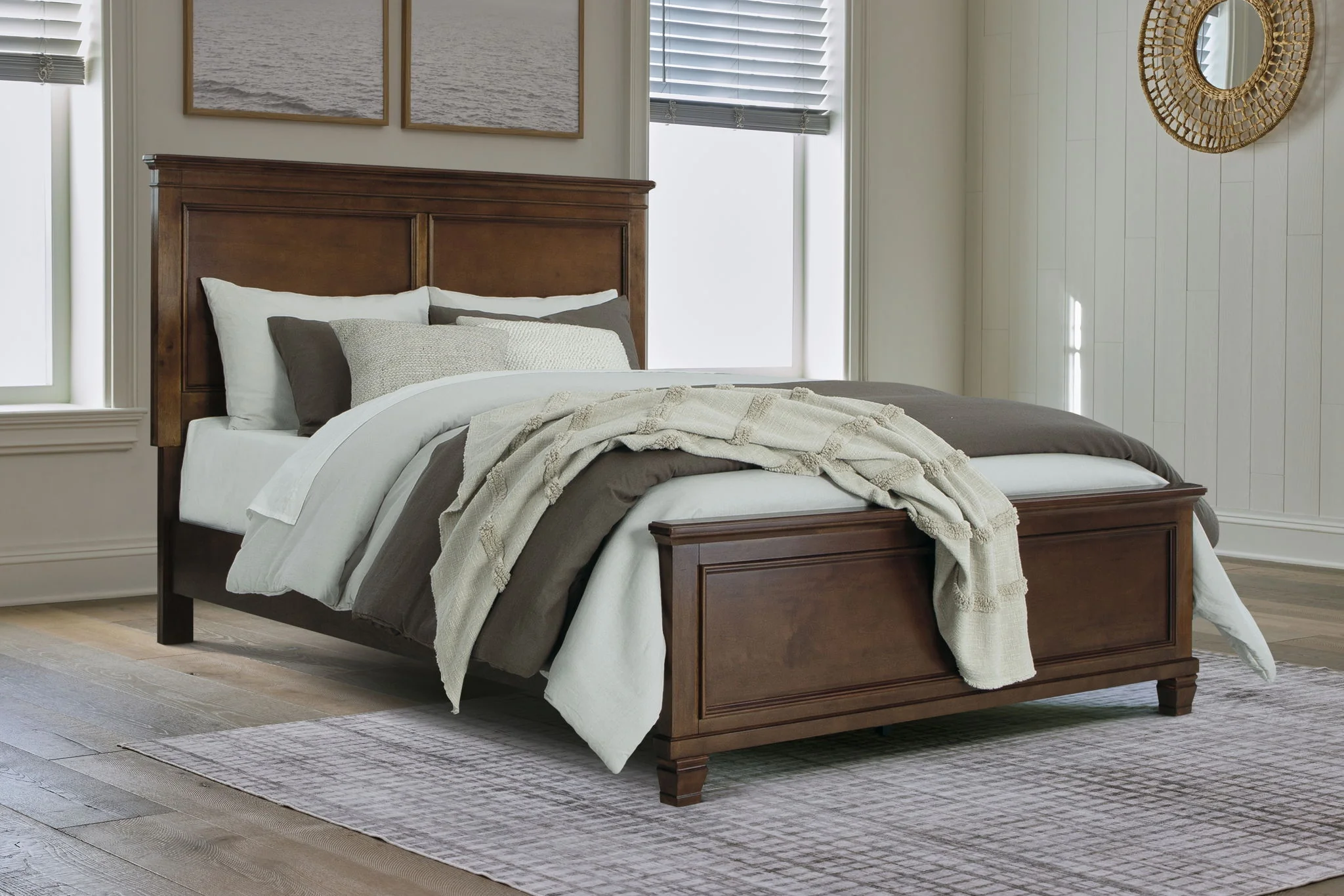 Danabrin - Panel Bed