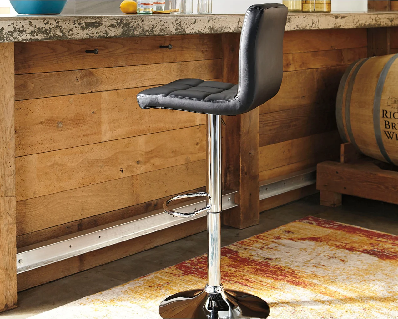Bellatier Tall UPH Swivel Barstool(2/CN)