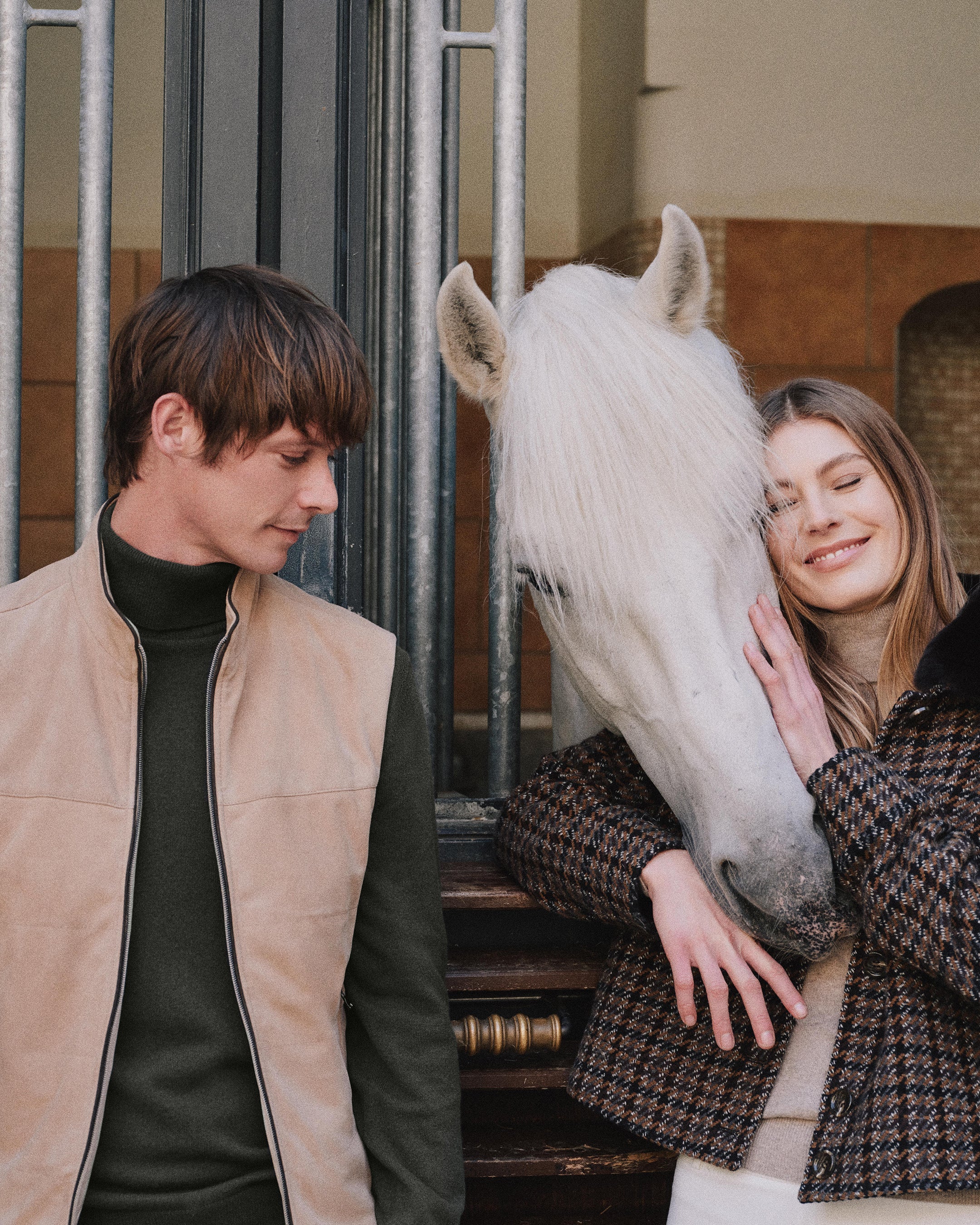 Women's Dogtooth Fur Trim Jacket Brown