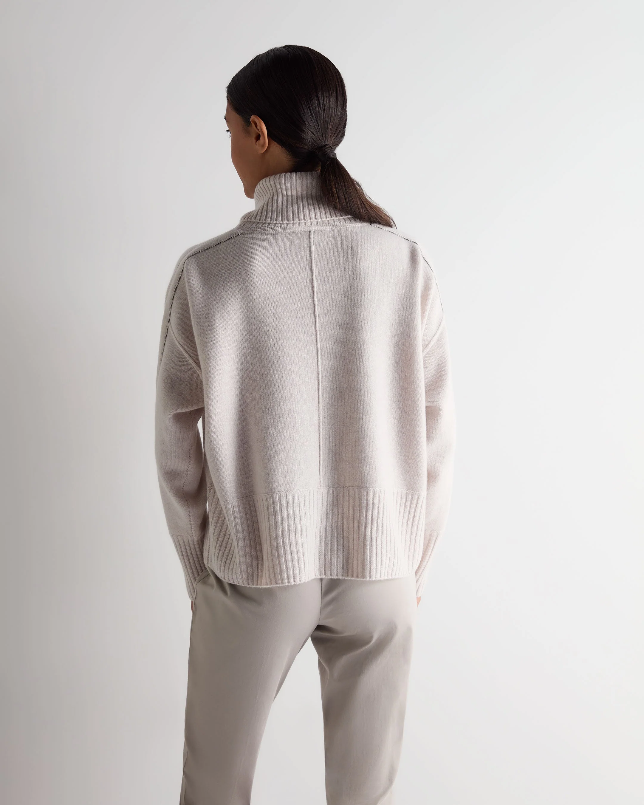 Women's Mollie Metal Turtle Neck Cashmere Sweater Frost White