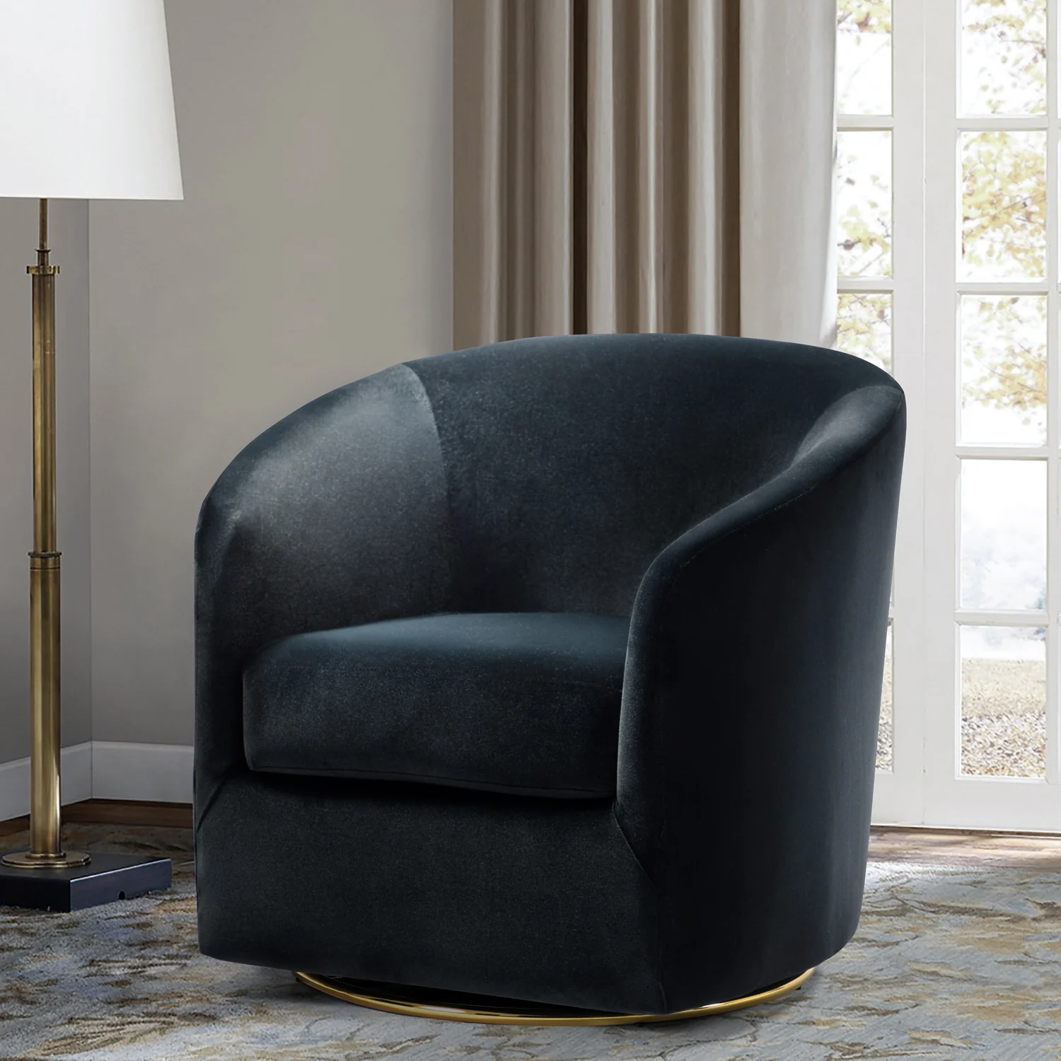 Amarante Swivel Chair in Black