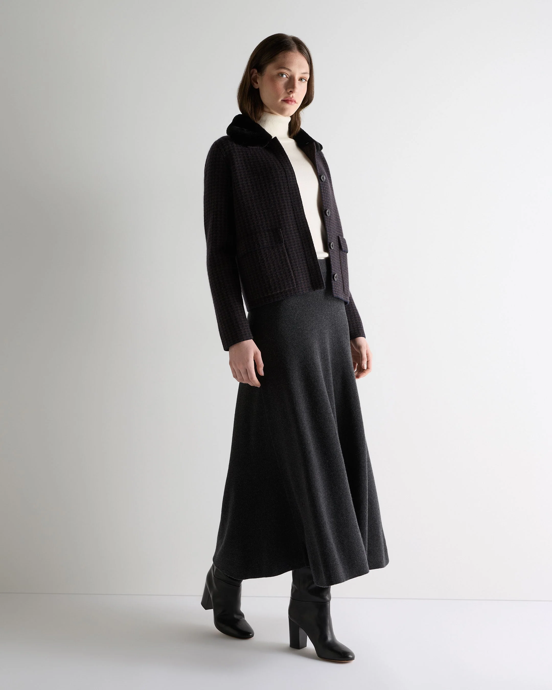 Women's Long Rib Cashmere Skirt Deep Charcoal Grey