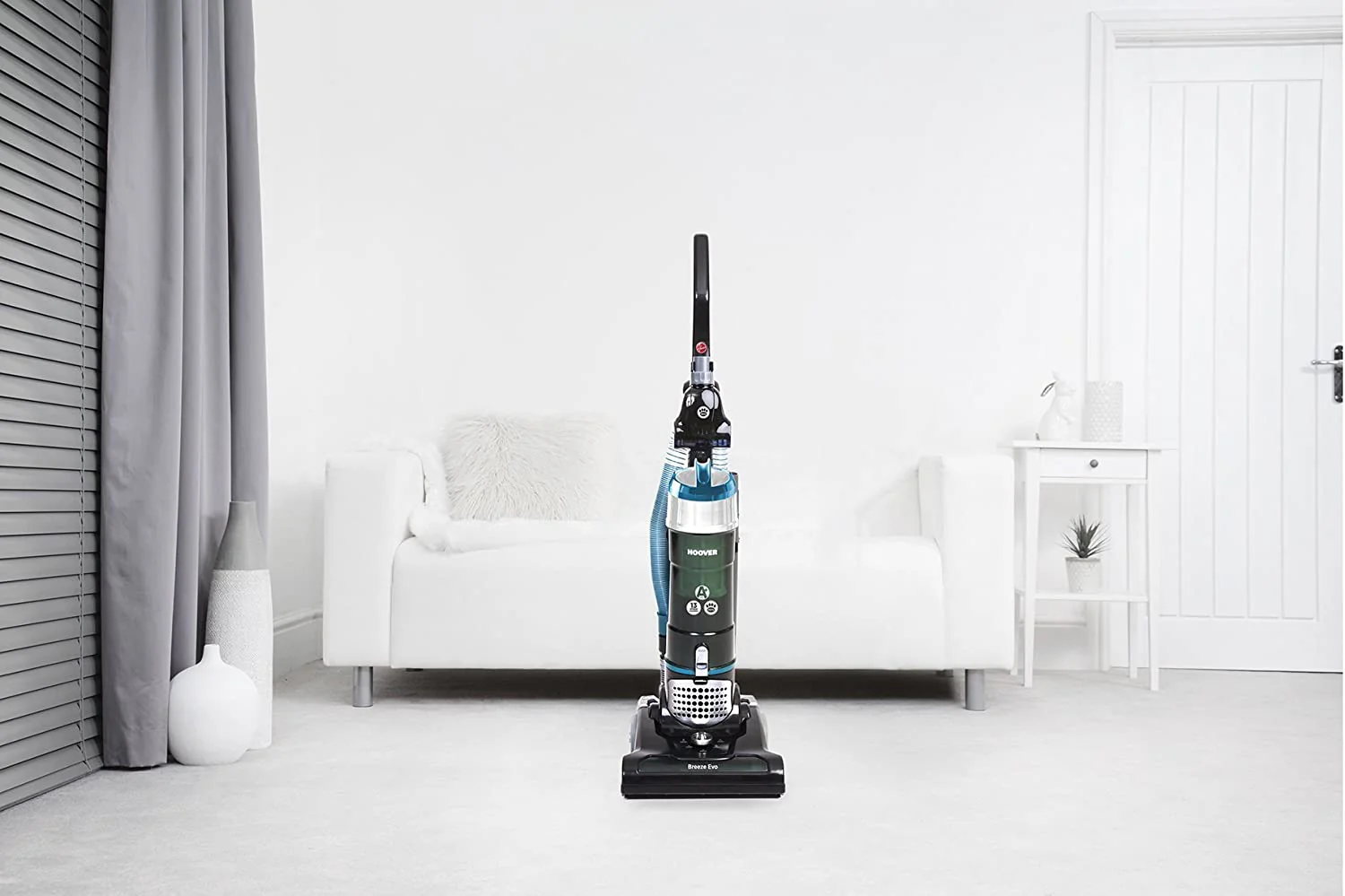 Hoover 220 volt vacuum upright 220v 240 volts Pets brush TH31