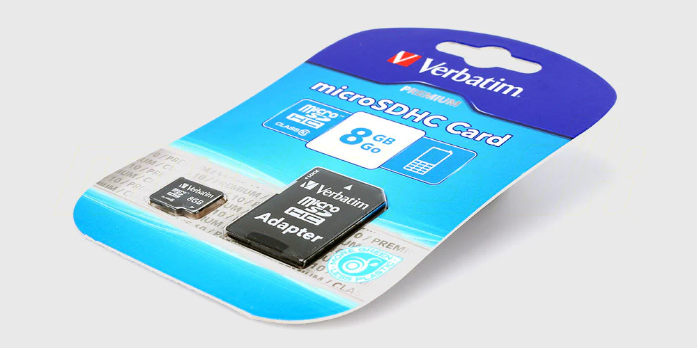 microSD (SDHC)