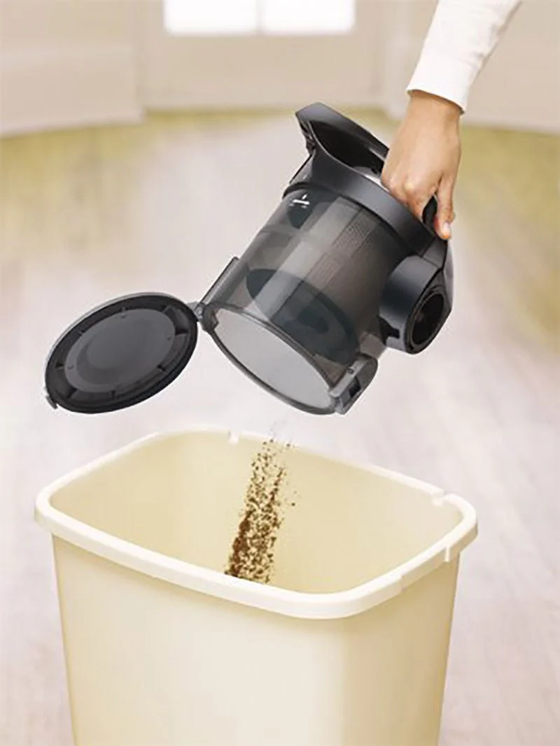 Black and Decker VM1450-B5 1.6 Liter Vacuum Cleaner 220 240 Volts