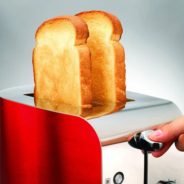 Morphy Richards Accents 2 Slice Toaster 220 240 volts - Red 44206-00