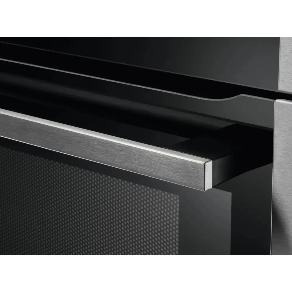 AEG 220 volt Built in Oven with Microwave combination Integrated wall oven with microwave combo 220v 50 hz 220 vols 50hz 220v 240 volts 50 hz KME761080m220v