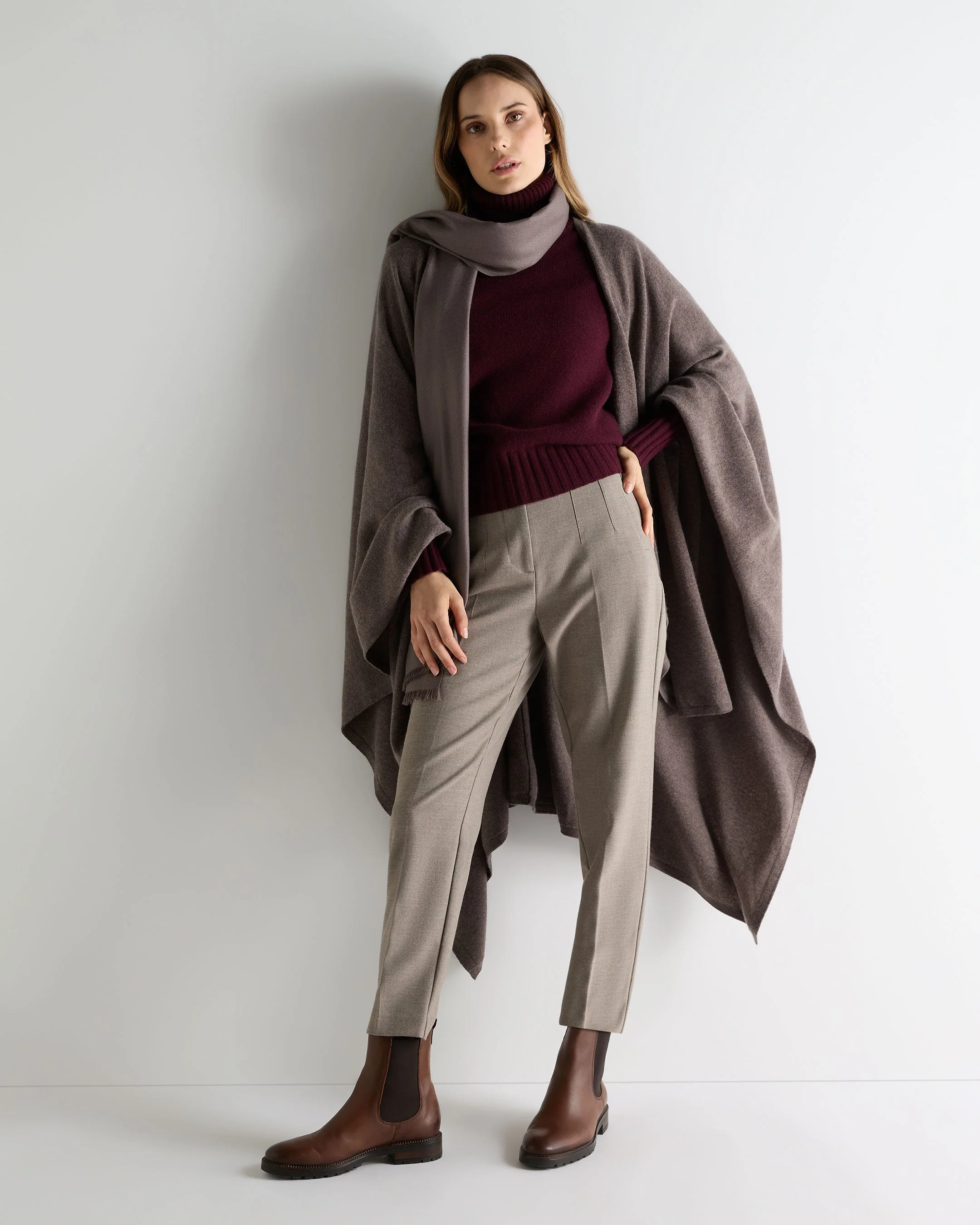 Women's Lily Lightweight Cashmere Cape Otter Brown