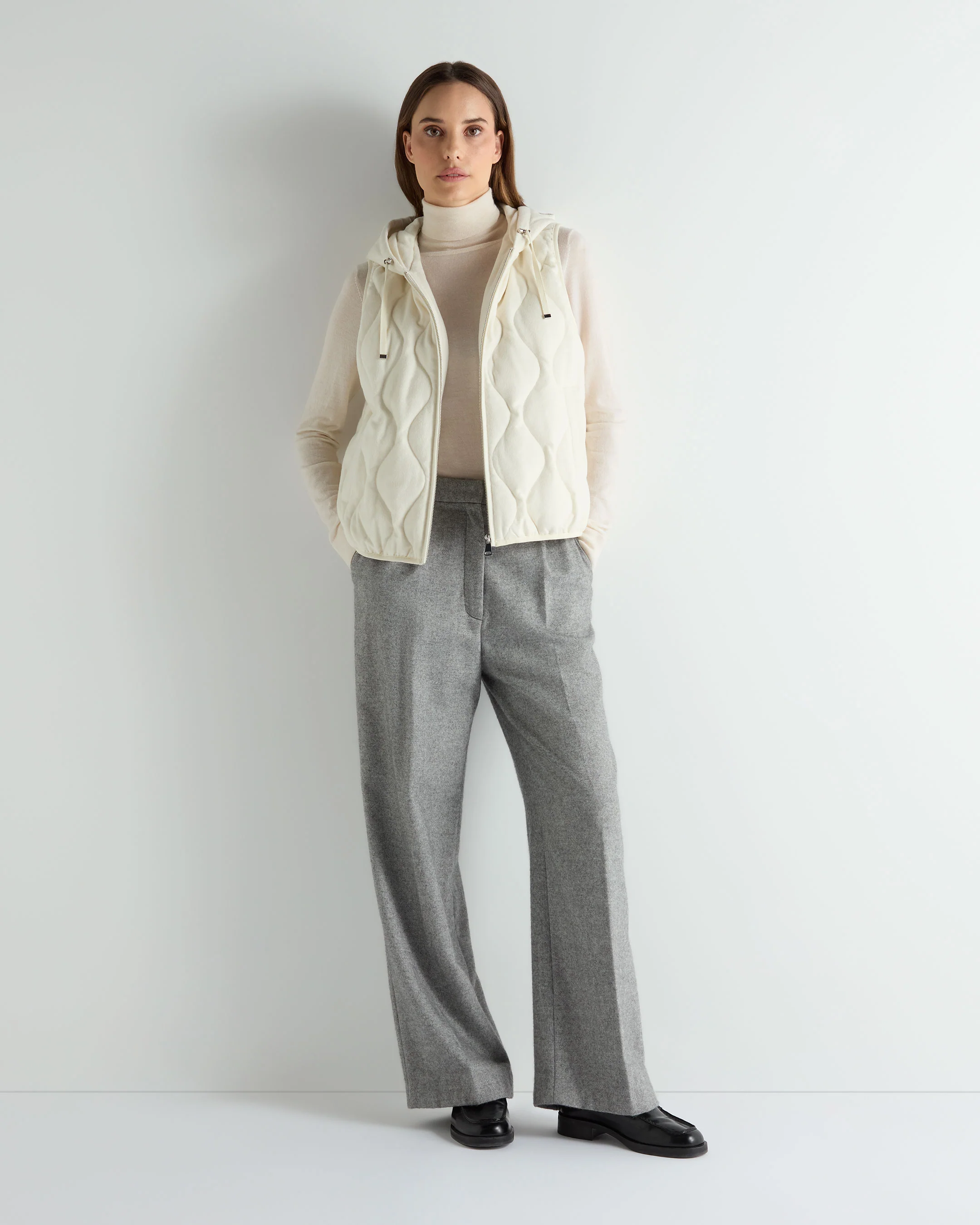 Women's Padded Gilet With Hood White