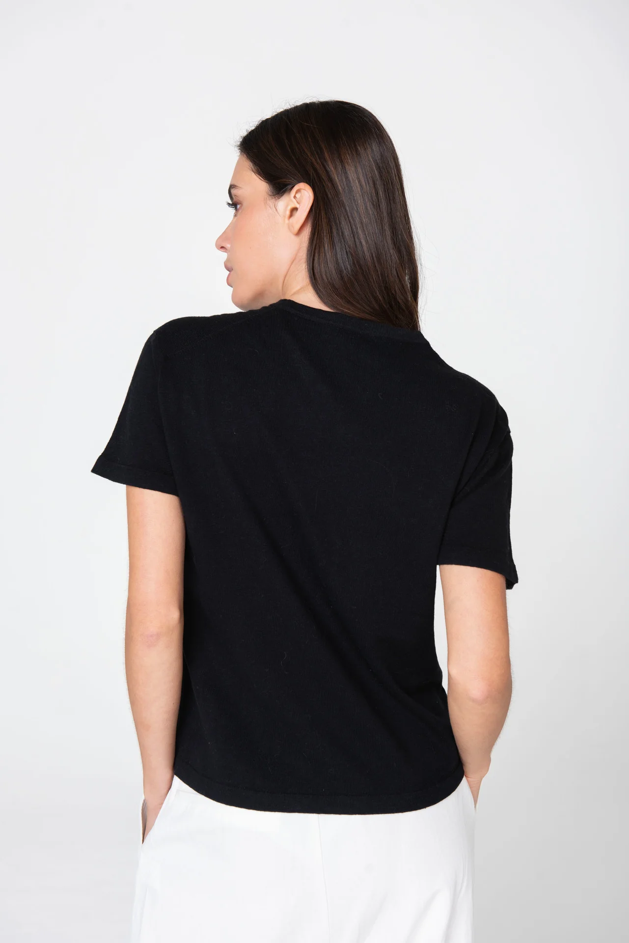 The Linen Tee - Black