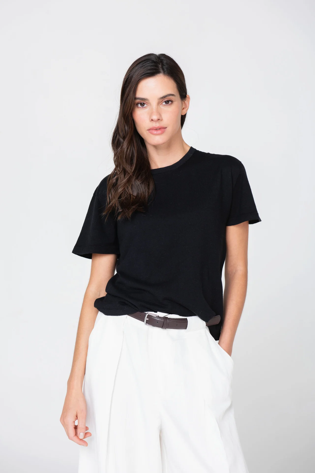 The Linen Tee - Black