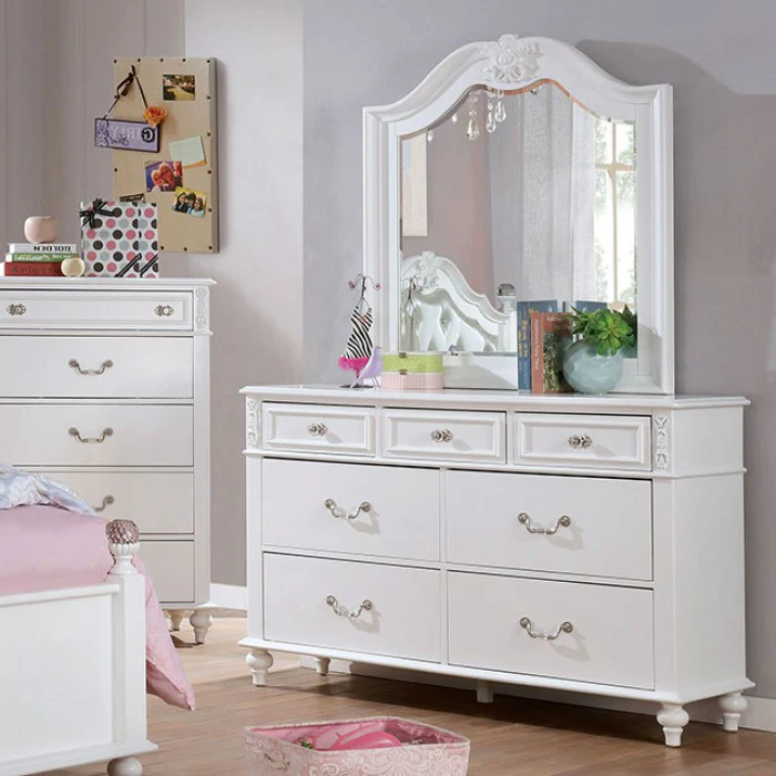 Belva Dressers