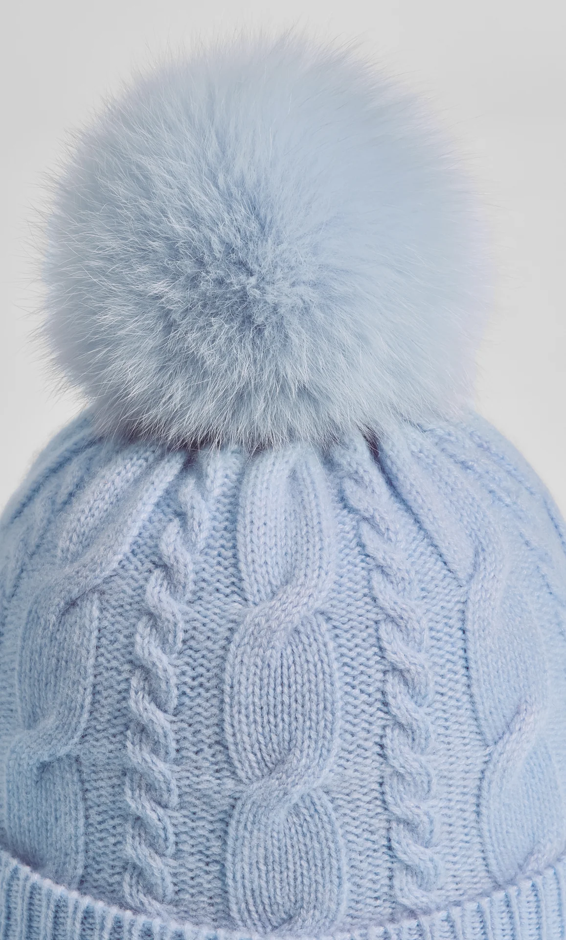 Cable-Knit Cashmere Beanie