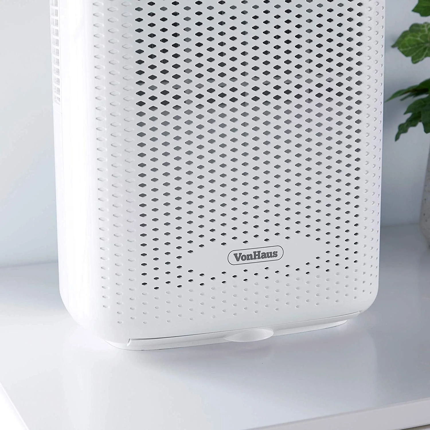 VonHaus 220 Volt mini Dehumidifier 220v 240 volts 2500147