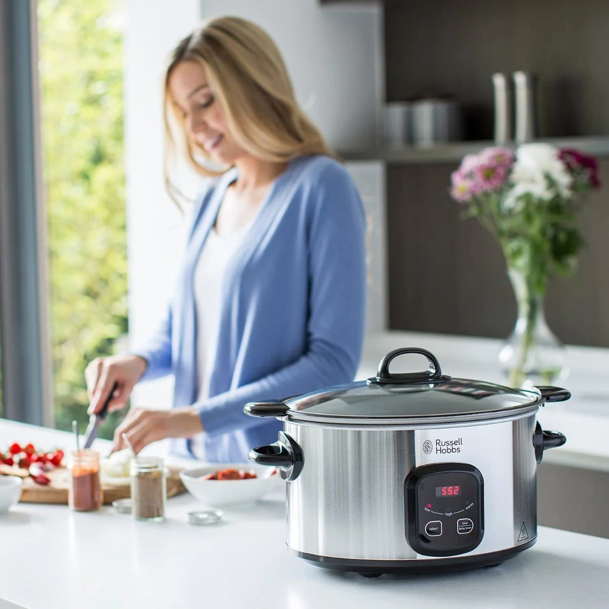 Russell Hobbs 220 volts Slow Cooker 22750  6 Liter Slow Cooker 220v 240 volts 50 hz