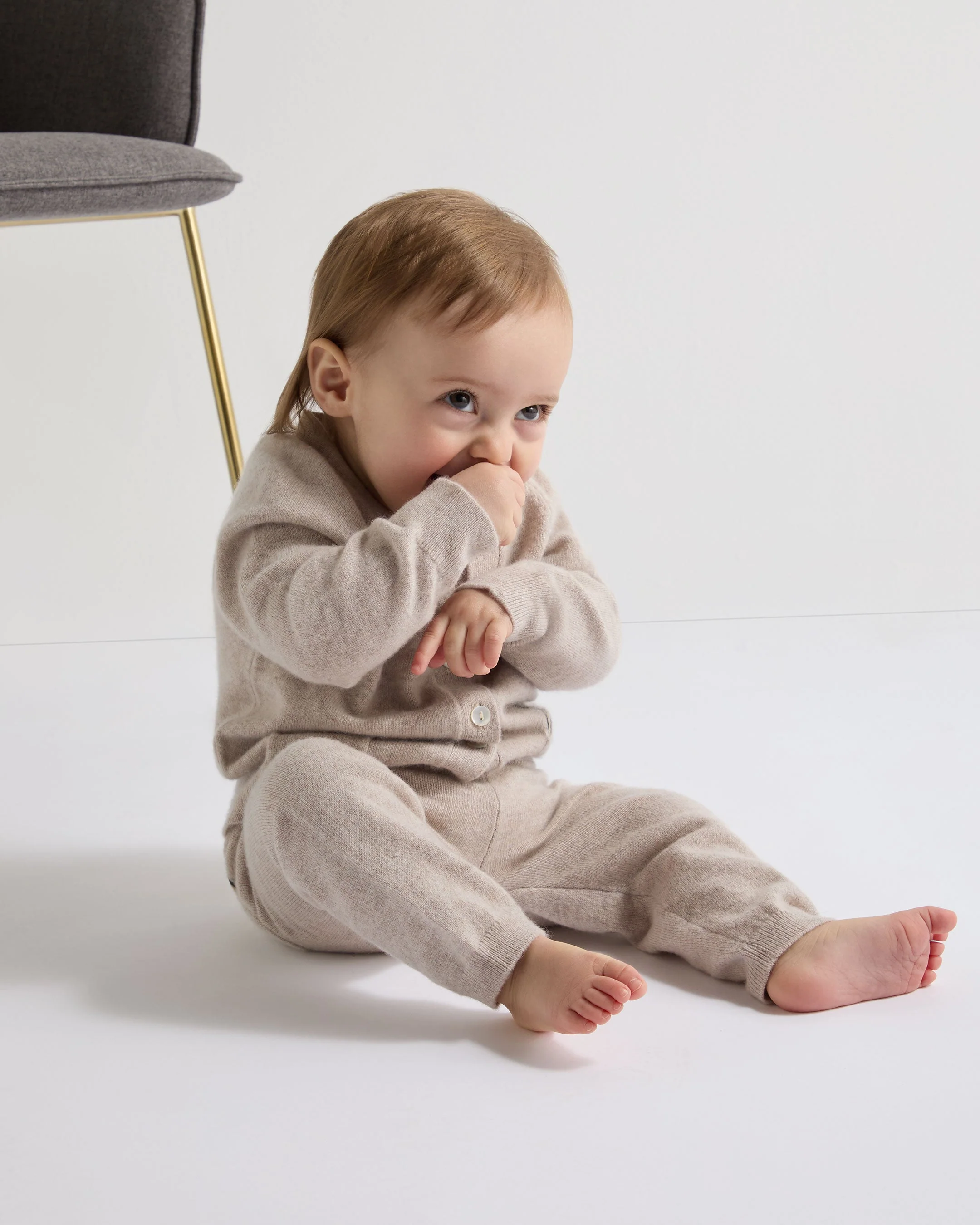 Bear Pocket Cashmere Cardigan Light Oatmeal Brown