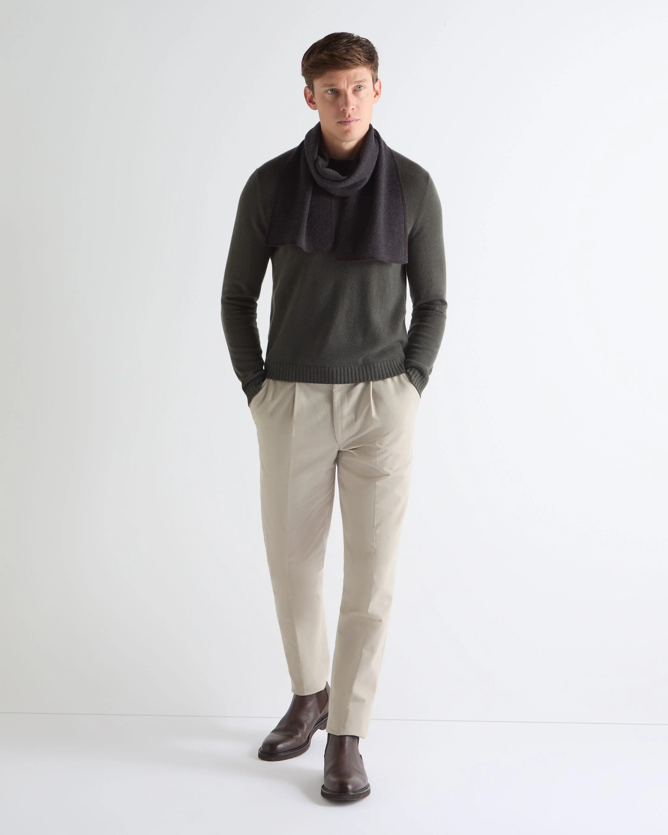 TUCCI SUPERFINE HERRINGBONE SCARF Dark Charcoal Grey