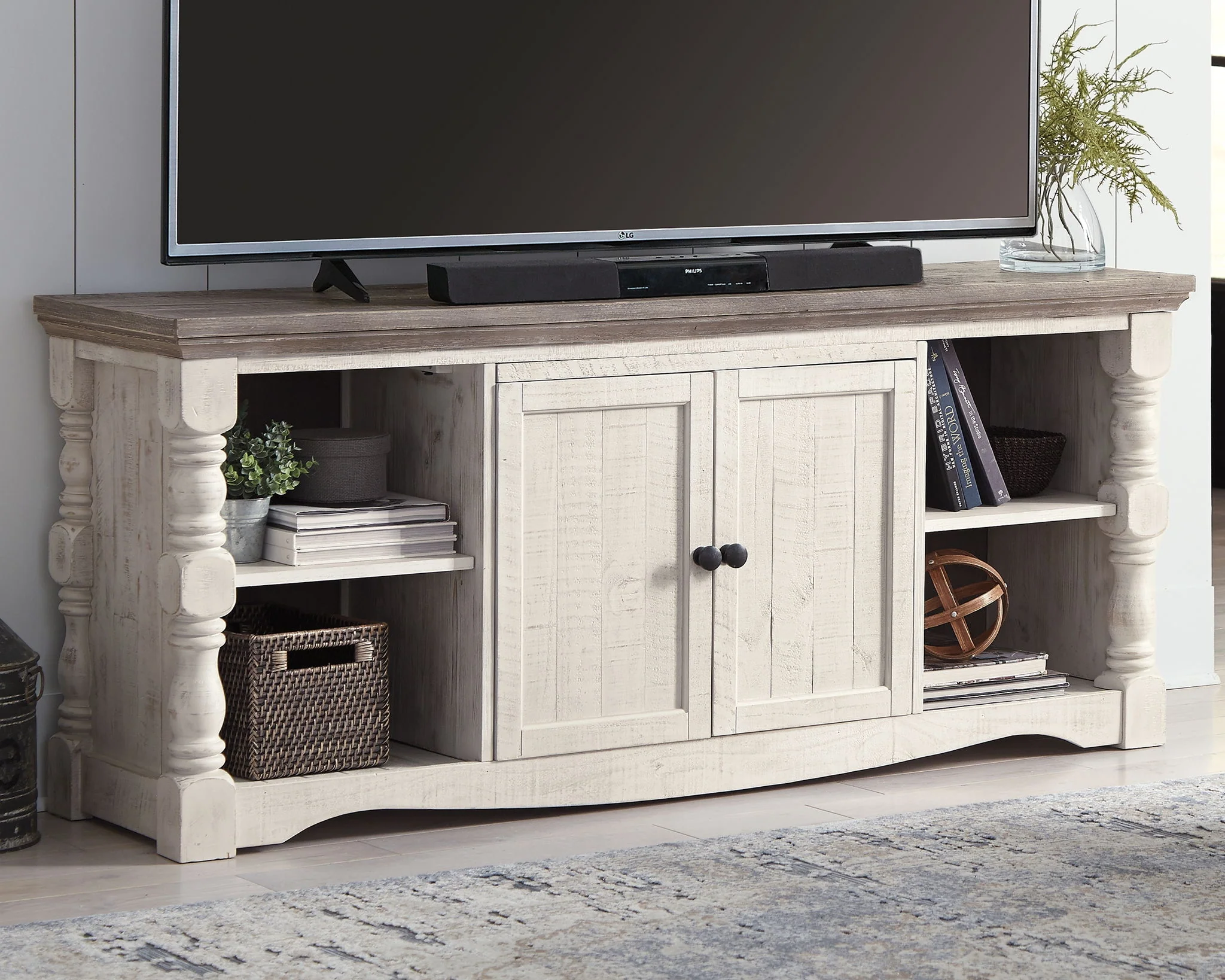 Havalance - Extra Large TV Stand - 2 Doors - Brown / Beige