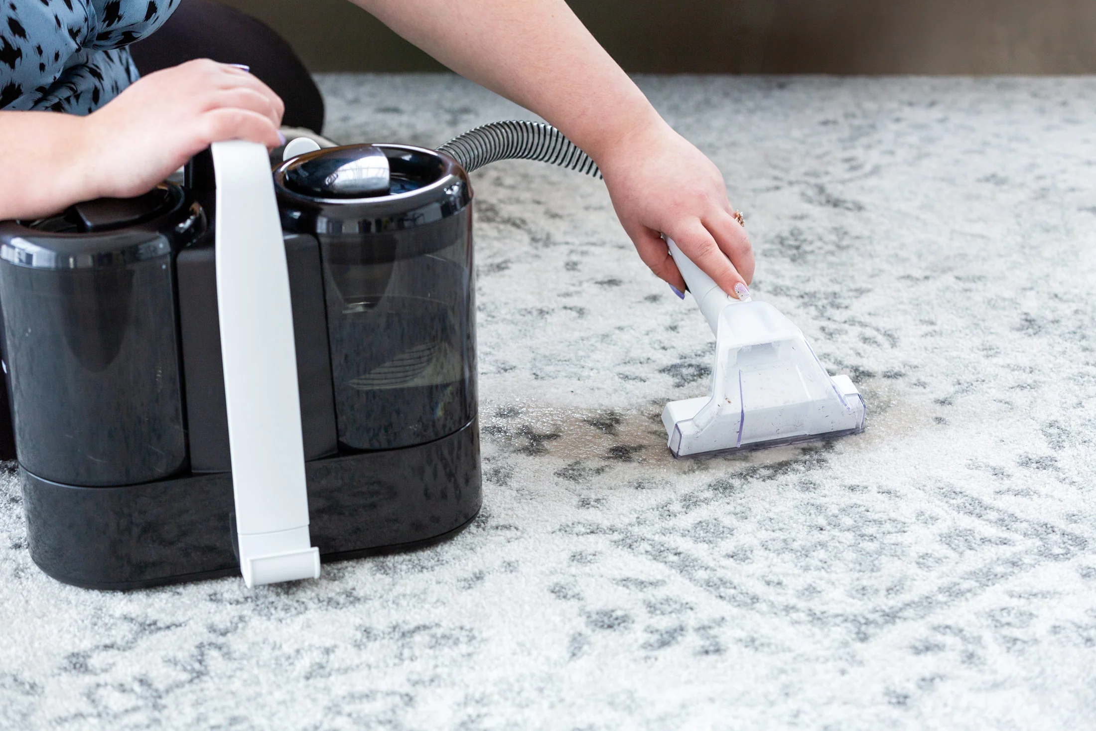 600W Spot Cleaner and Stain Remover Vacuum with Clear and Dirty Water Tanks