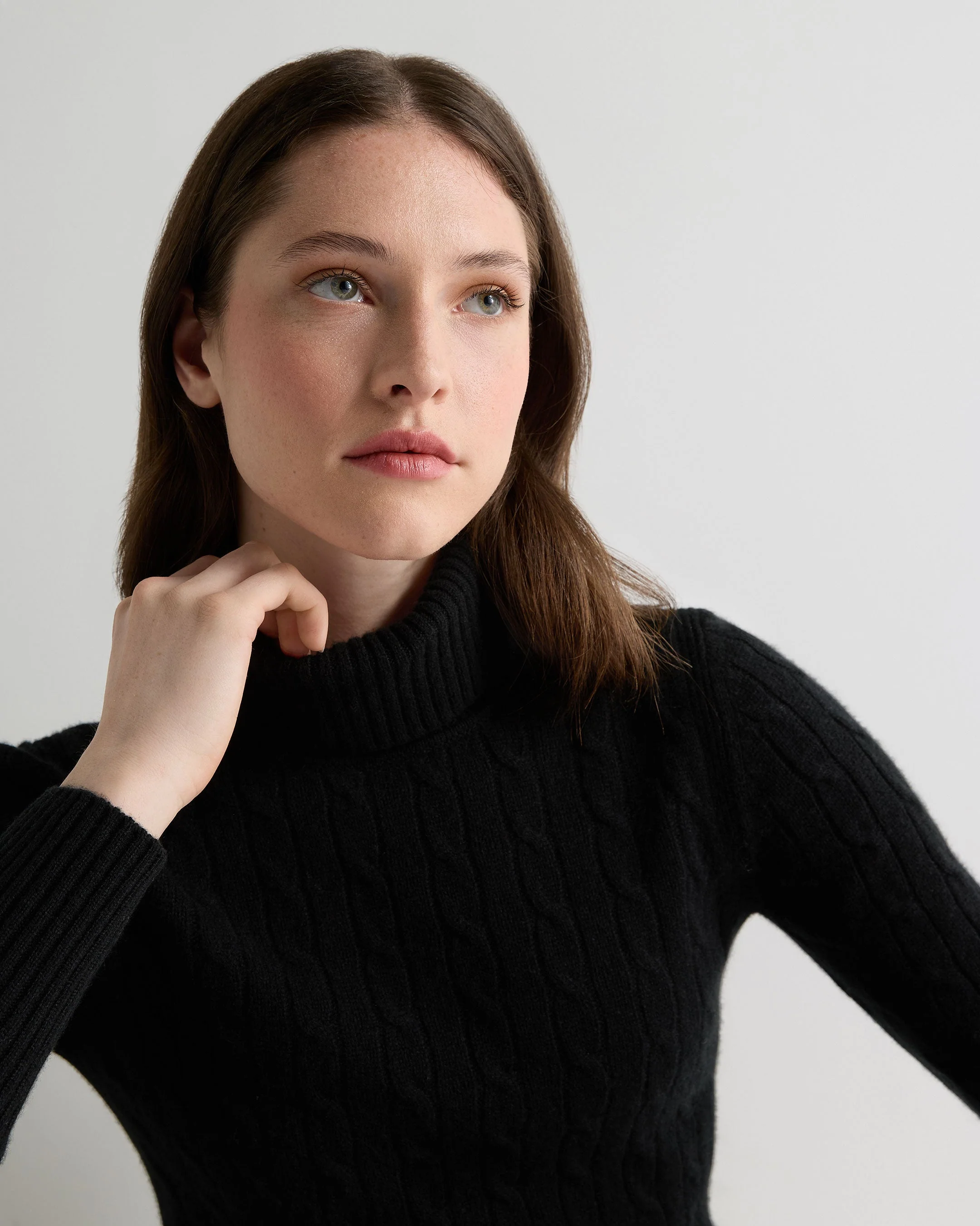 Women's Adelyn Cable Turtle Cashmere Sweater Black