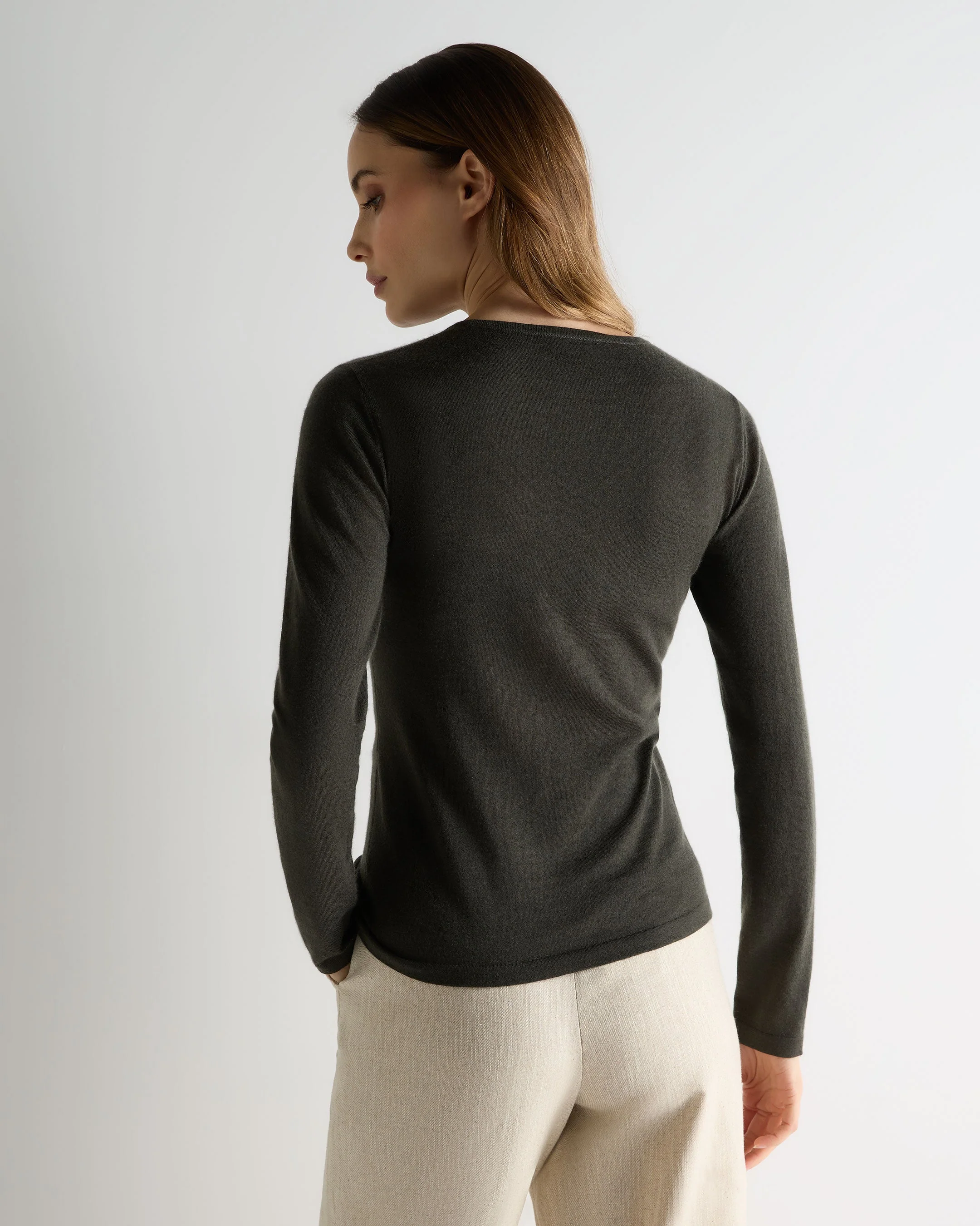 Women's Eden Superfine Cashmere Round Neck Top Arabica Khaki Green