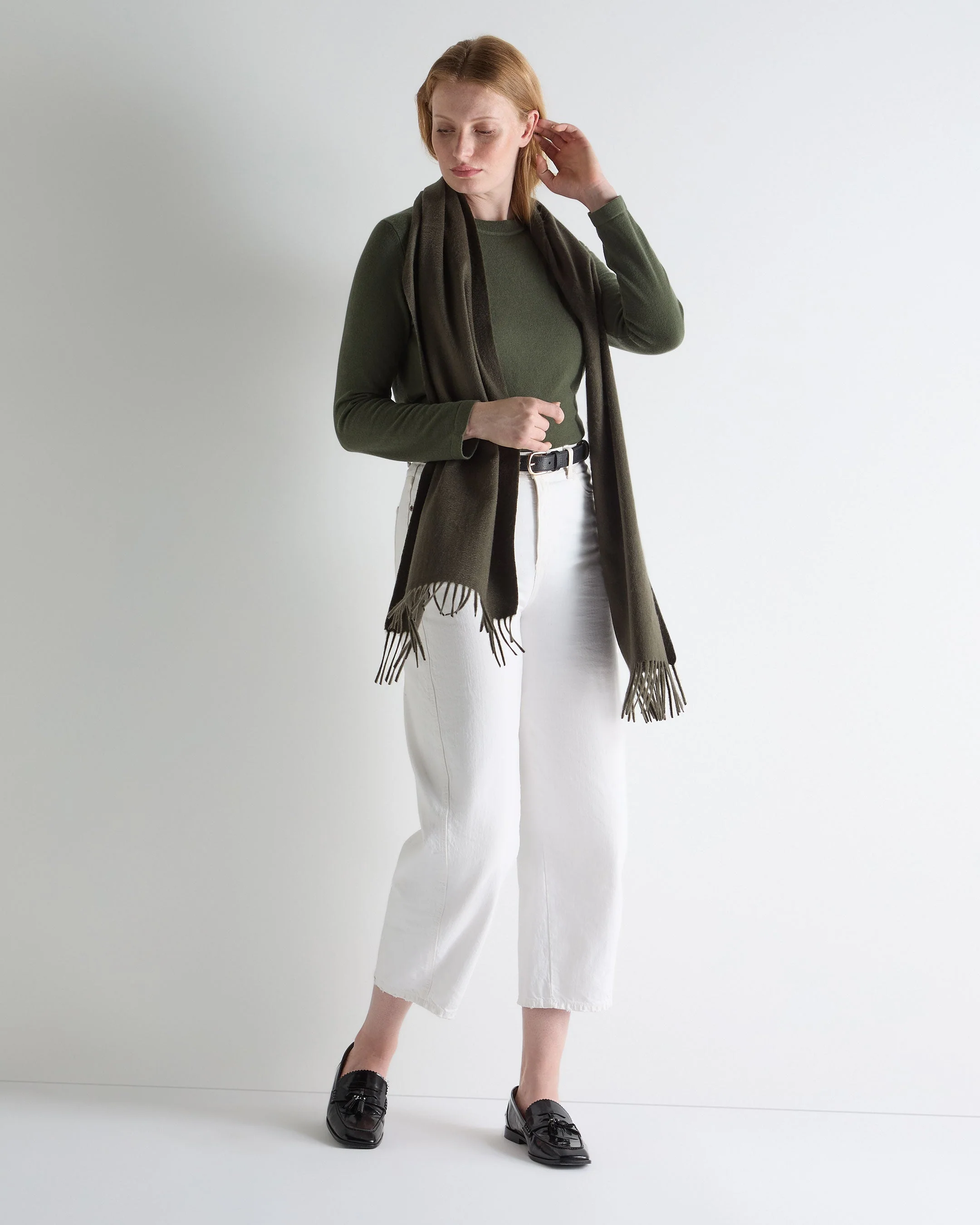 Women's Hallie Round Neck Cashmere Sweater Army Green