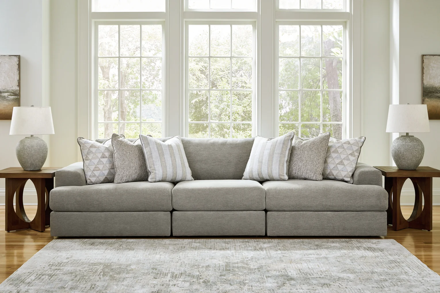 Avaliyah Sectional Set