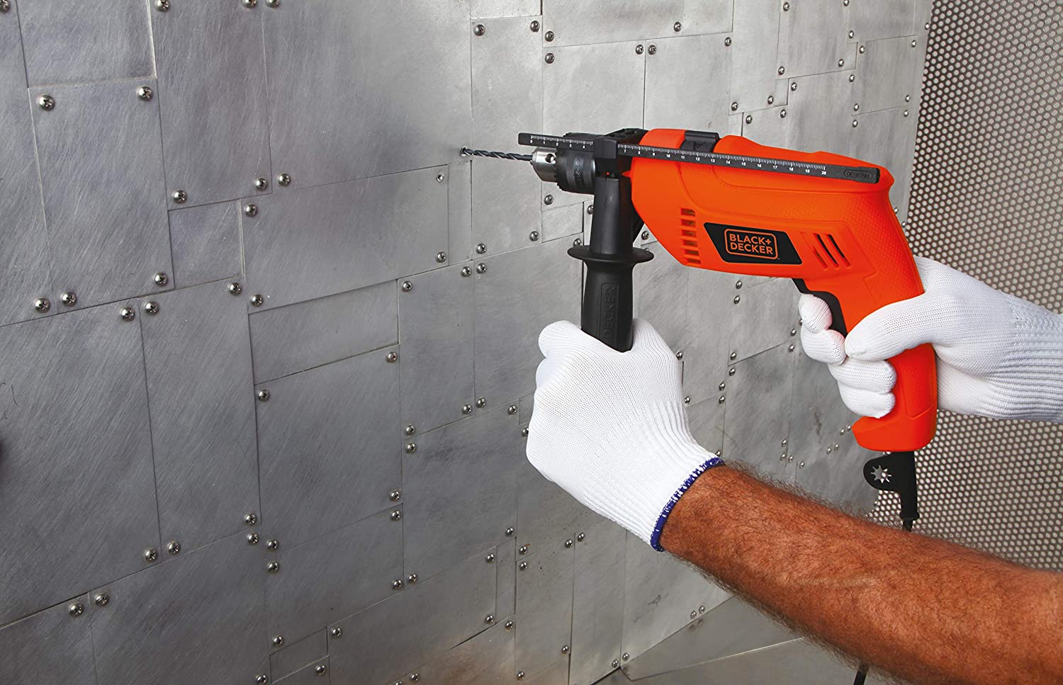 Black & Decker 220 volt hammer drill HD650K 650 Watts 220v 240 volt 50 hz