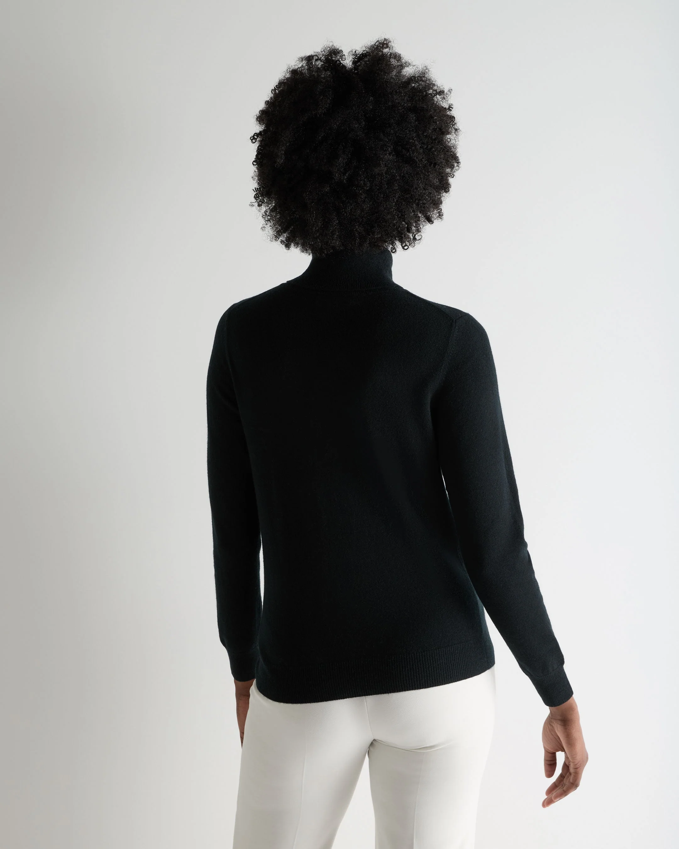 Women's Luna Turtle Neck Cashmere Sweater Black