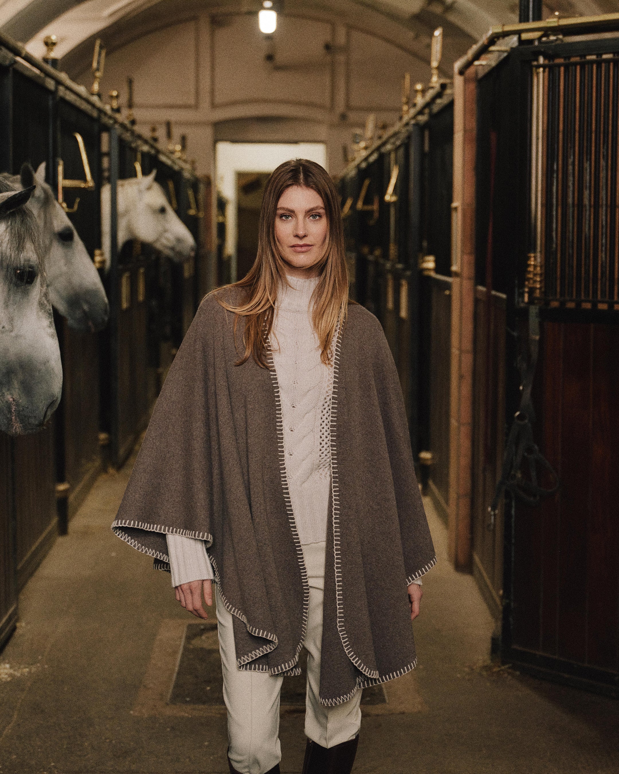 Women's Milano Stitch Trim Cashmere Cape Otter Brown