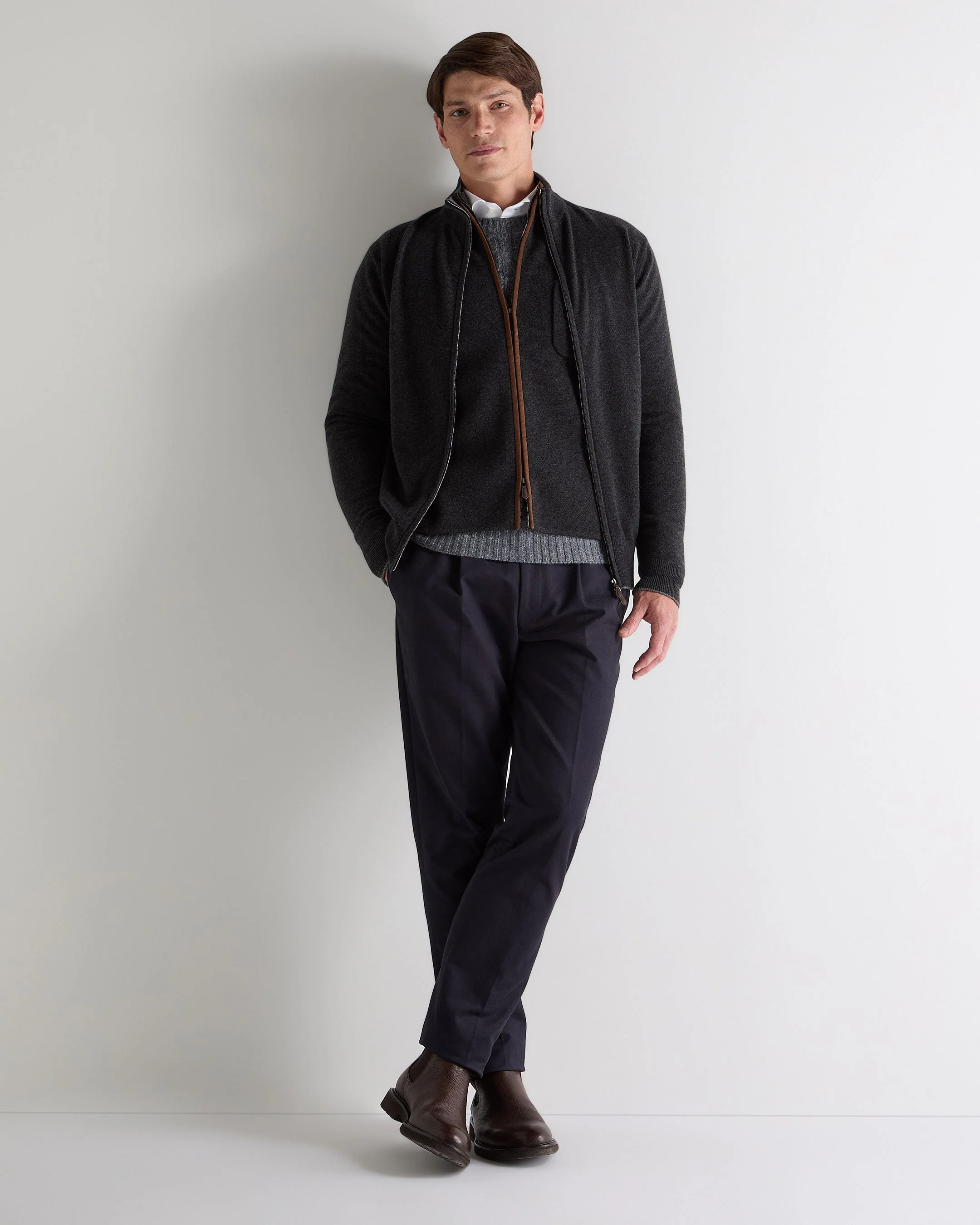 Men's Shaftesbury Cashmere Gilet Deep Charcoal Grey