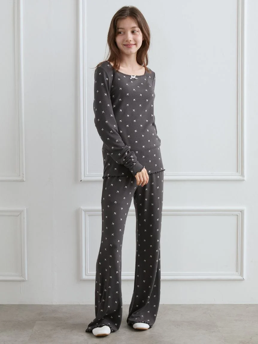 Soft Ribbed Ribbon Pullover