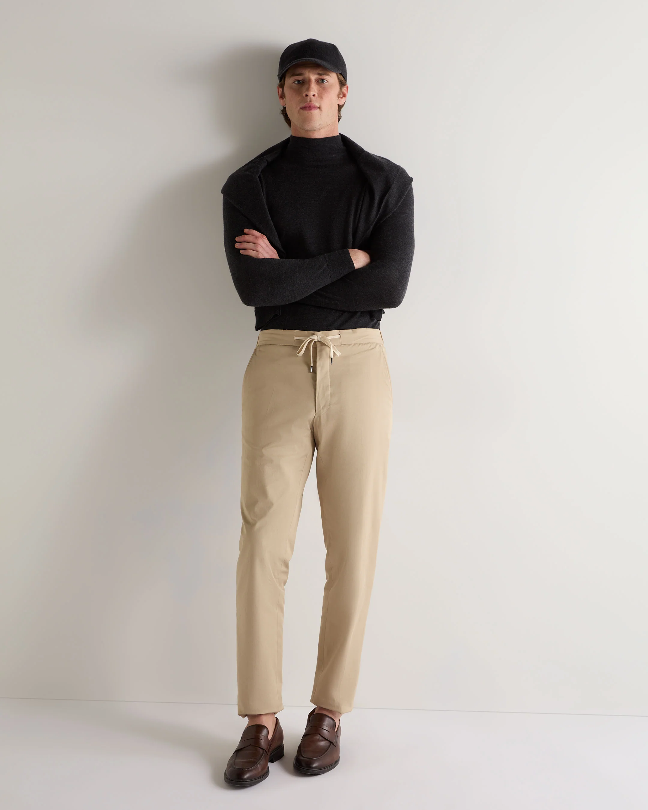 007 Fine Gauge Cashmere Turtle Neck Jumper Dark Charcoal Grey