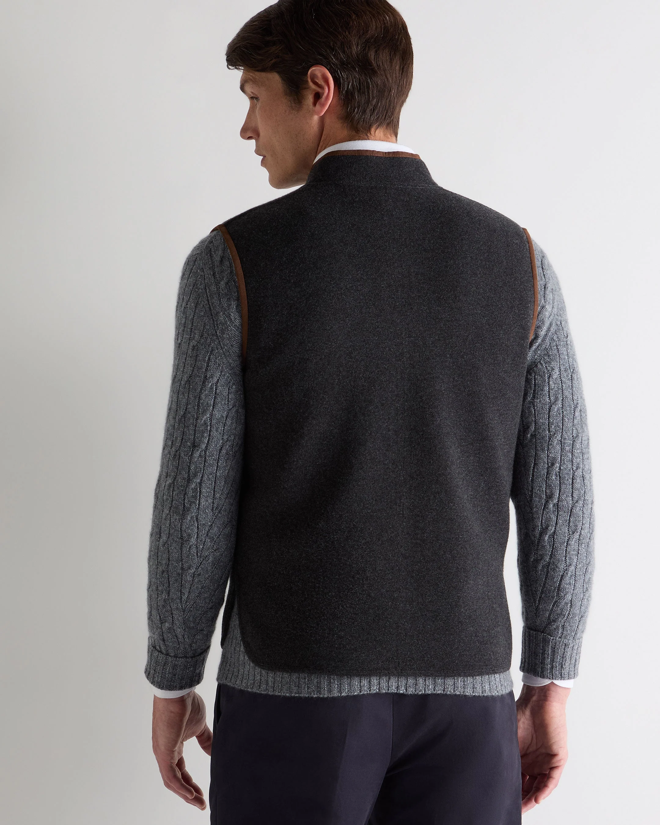 Men's Shaftesbury Cashmere Gilet Deep Charcoal Grey