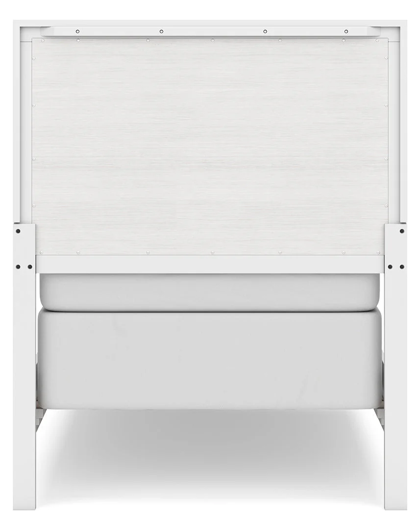 Binterglen Panel Bed