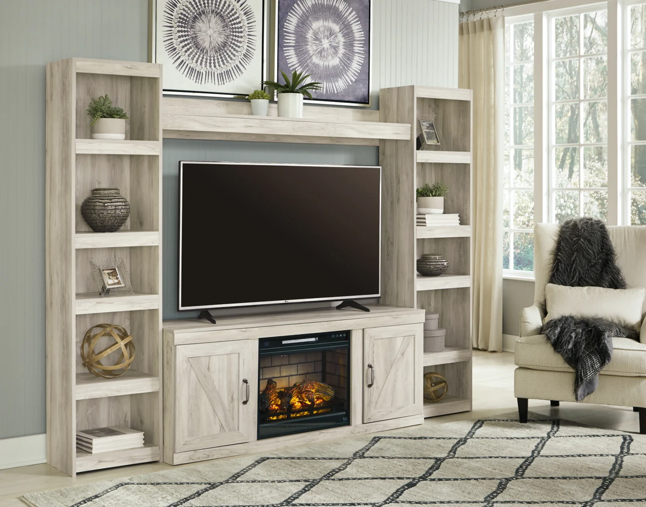 Bellaby Entertainment Center
