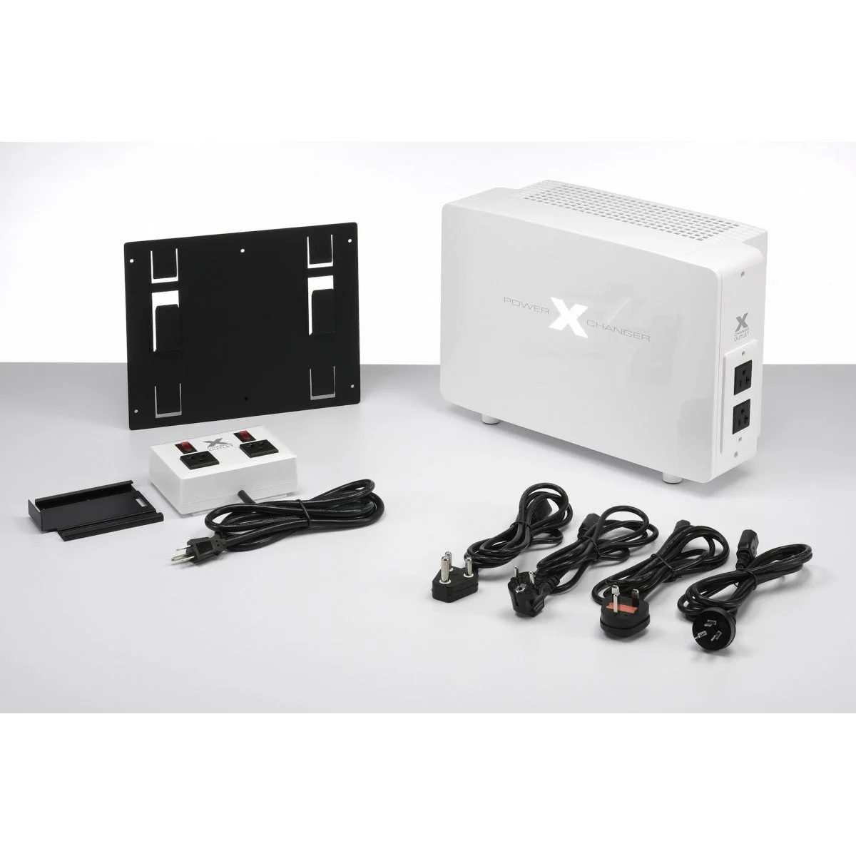 PowerXChanger X-15 1800W (15 Amps) Voltage and Frequency Converter