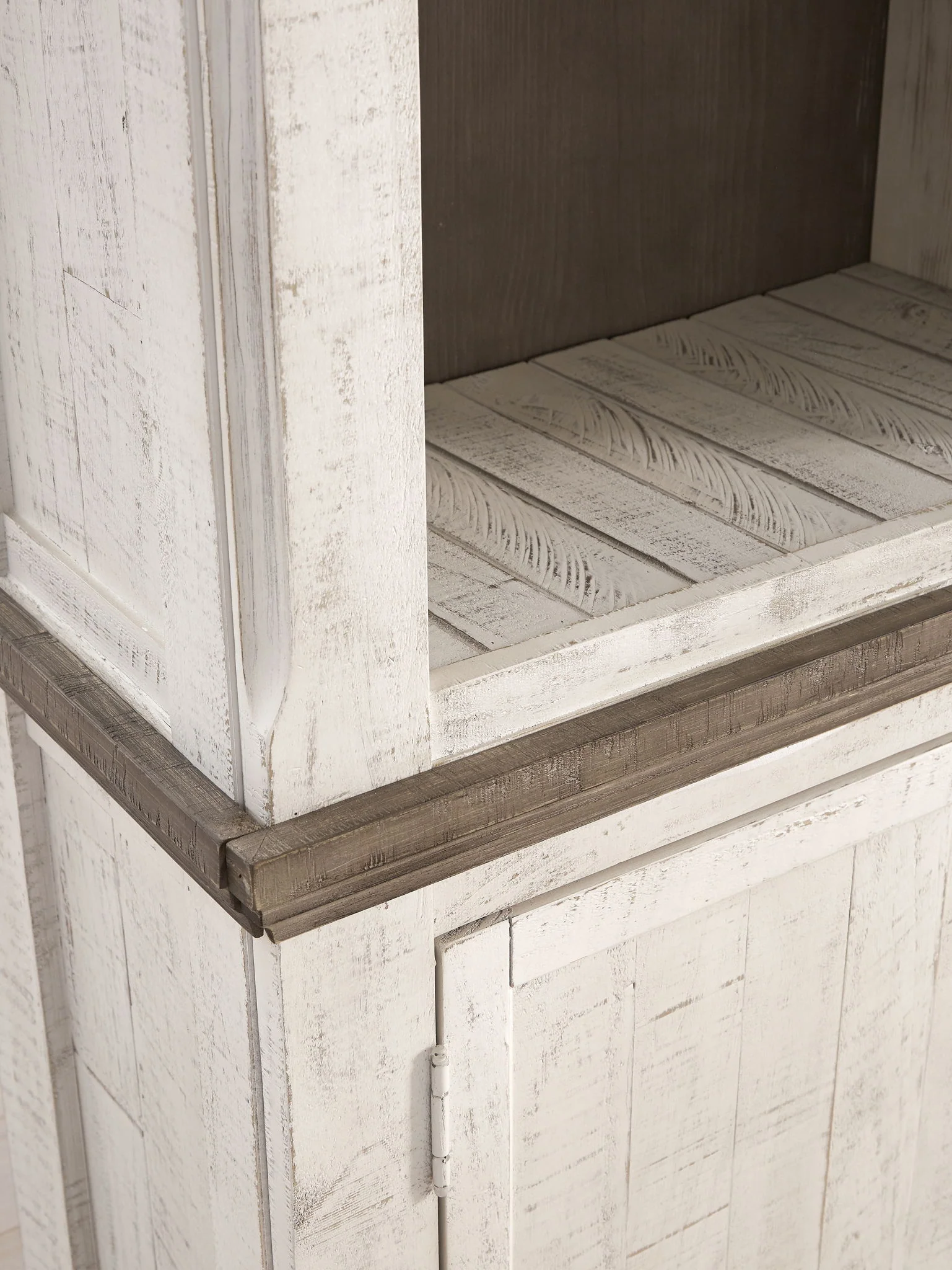 Havalance - 4 Pc. - Entertainment Center - 67