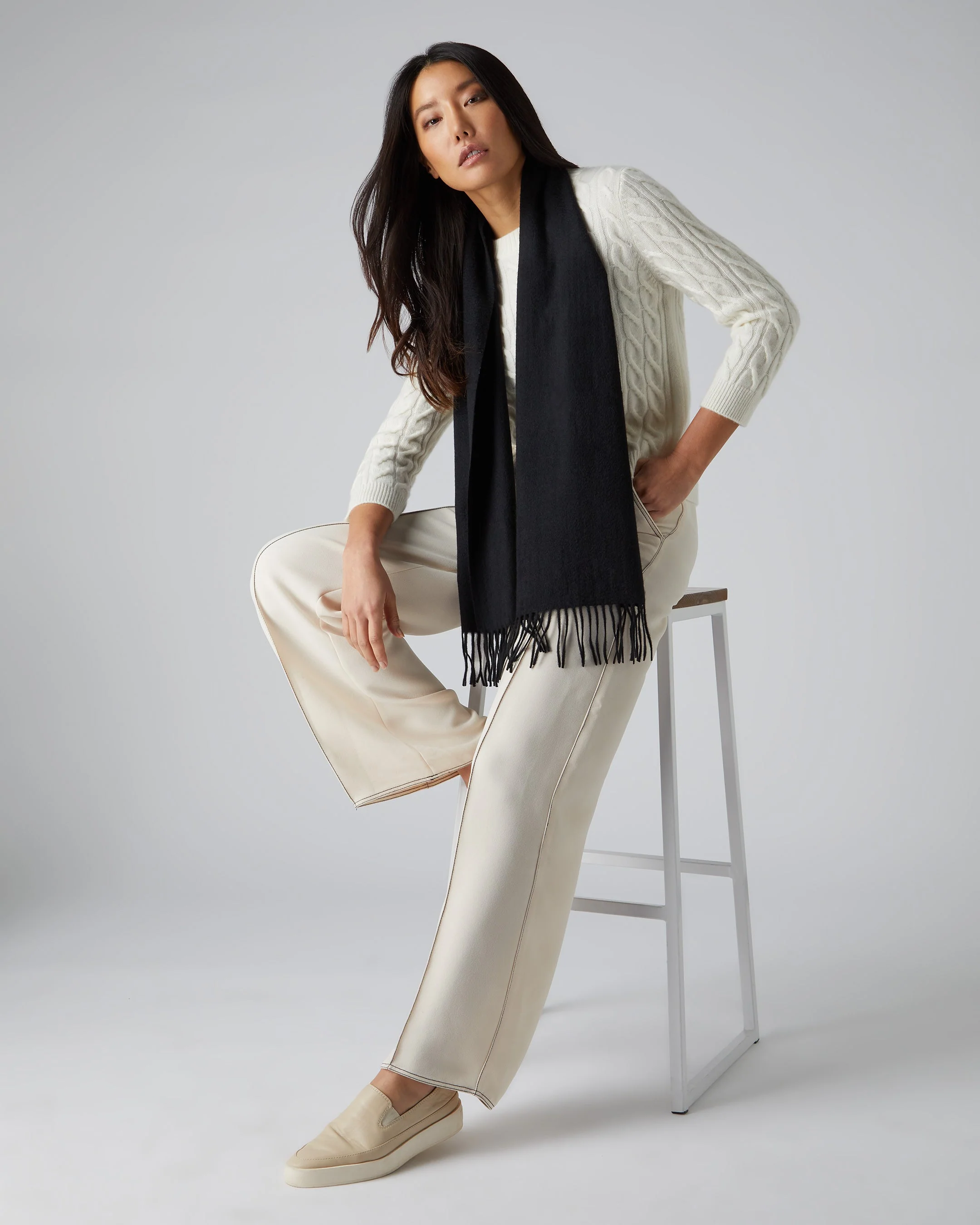 Unisex Woven Cashmere Scarf Black