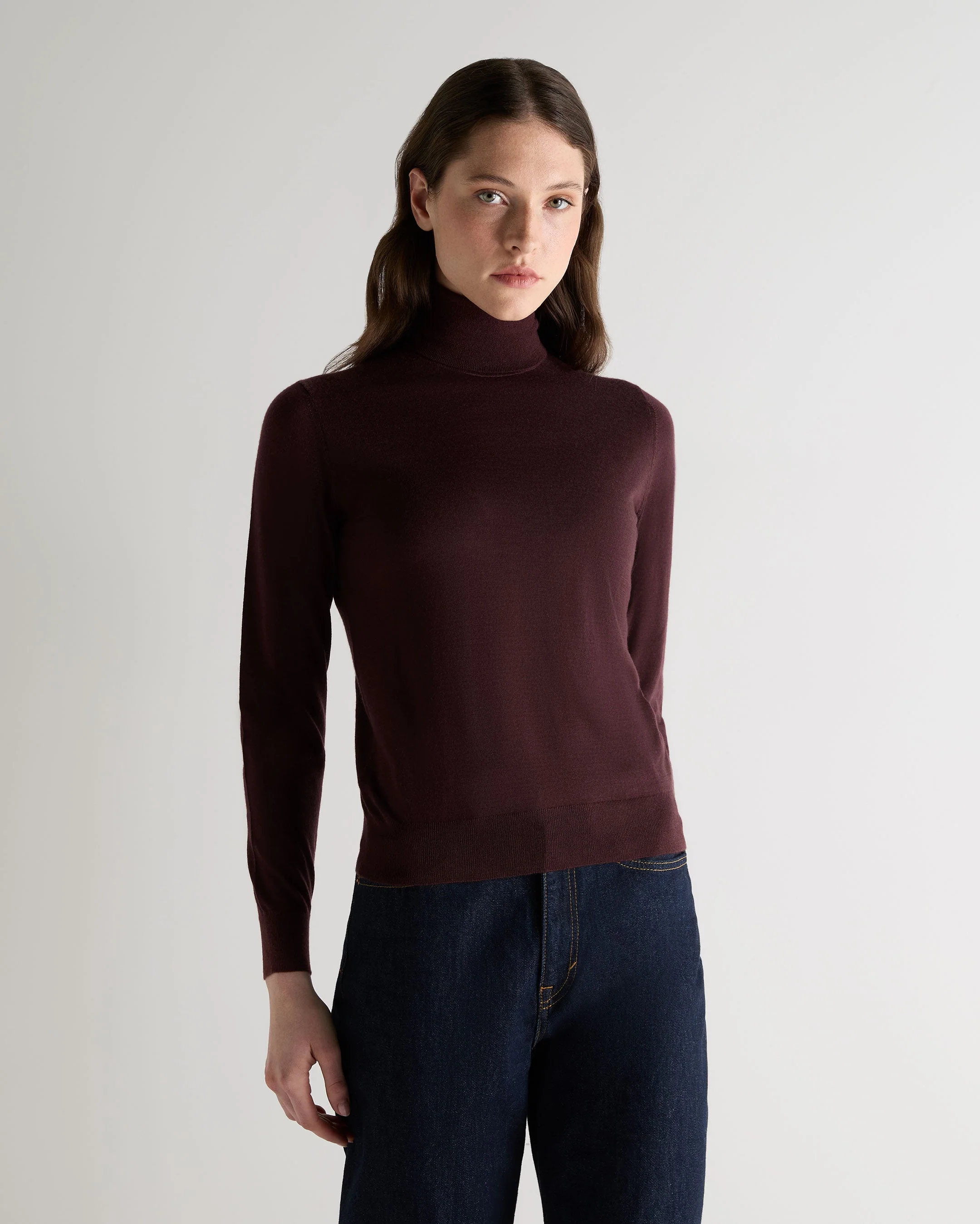 Women's Margot Superfine Cashmere Turtle Neck Sweater Claret Red