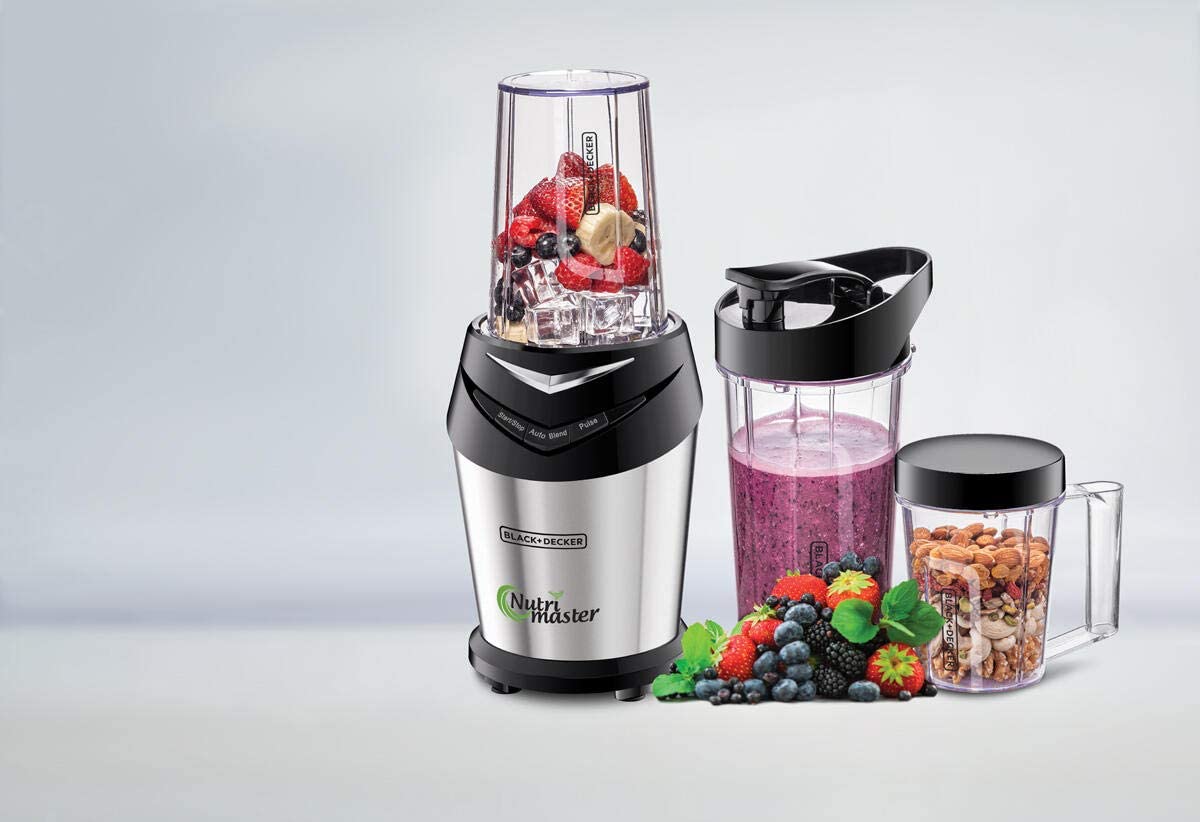 Black & Decker 220 volt NE600 -B5  600 Watts NutriMaster Blender / Smoothie maker 3 Jars with Lids 220v 240 volts 50 hz