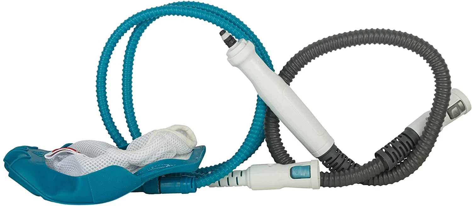 Black and Decker Steamer / Steam Mop FSH10SMP-B5  220 volts SteaMitt Handheld Steam Cleaner with Accessories 220 V 240 Volts 50 hz